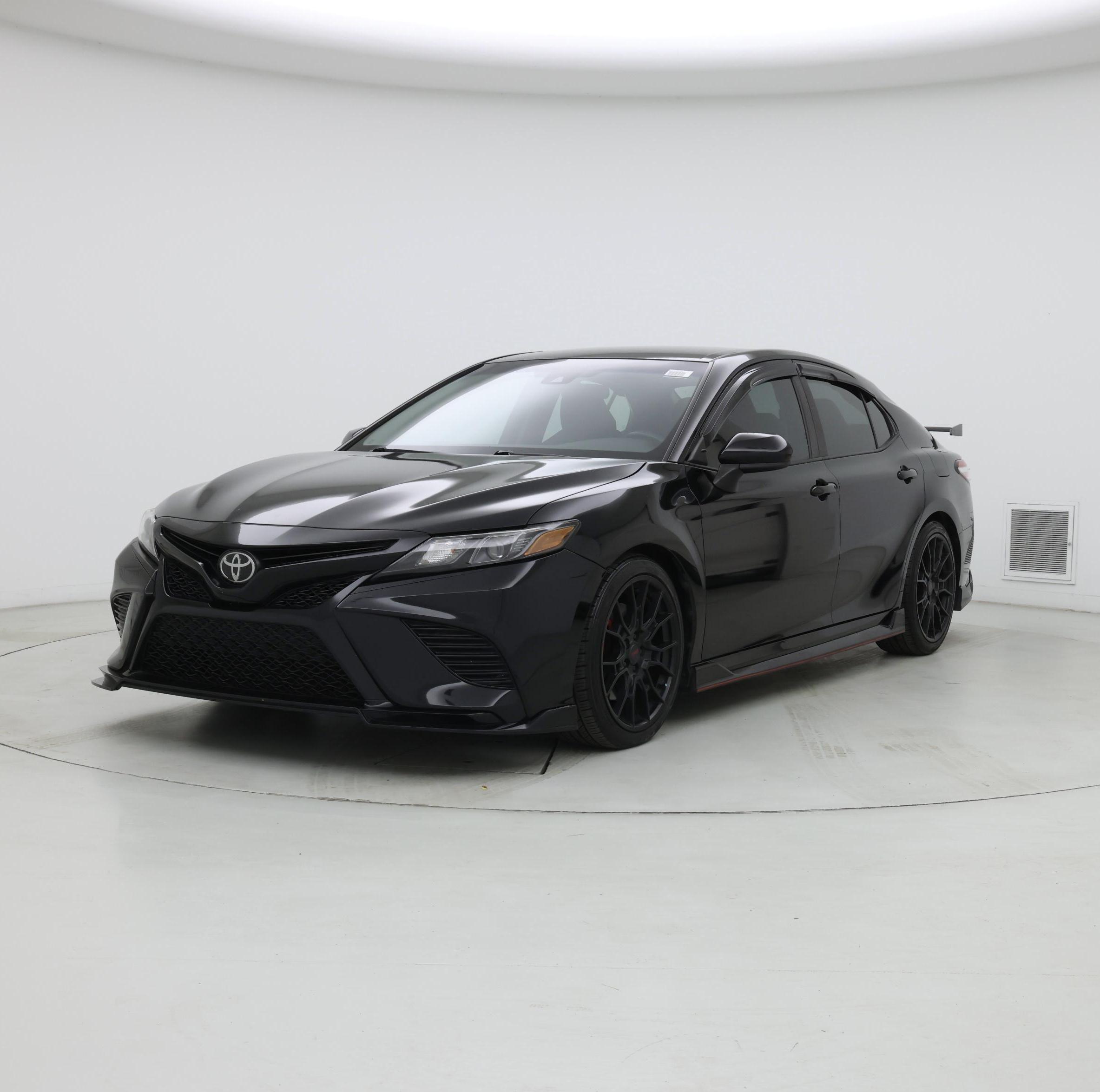 Thumbnail: 2020 Toyota Camry - 4