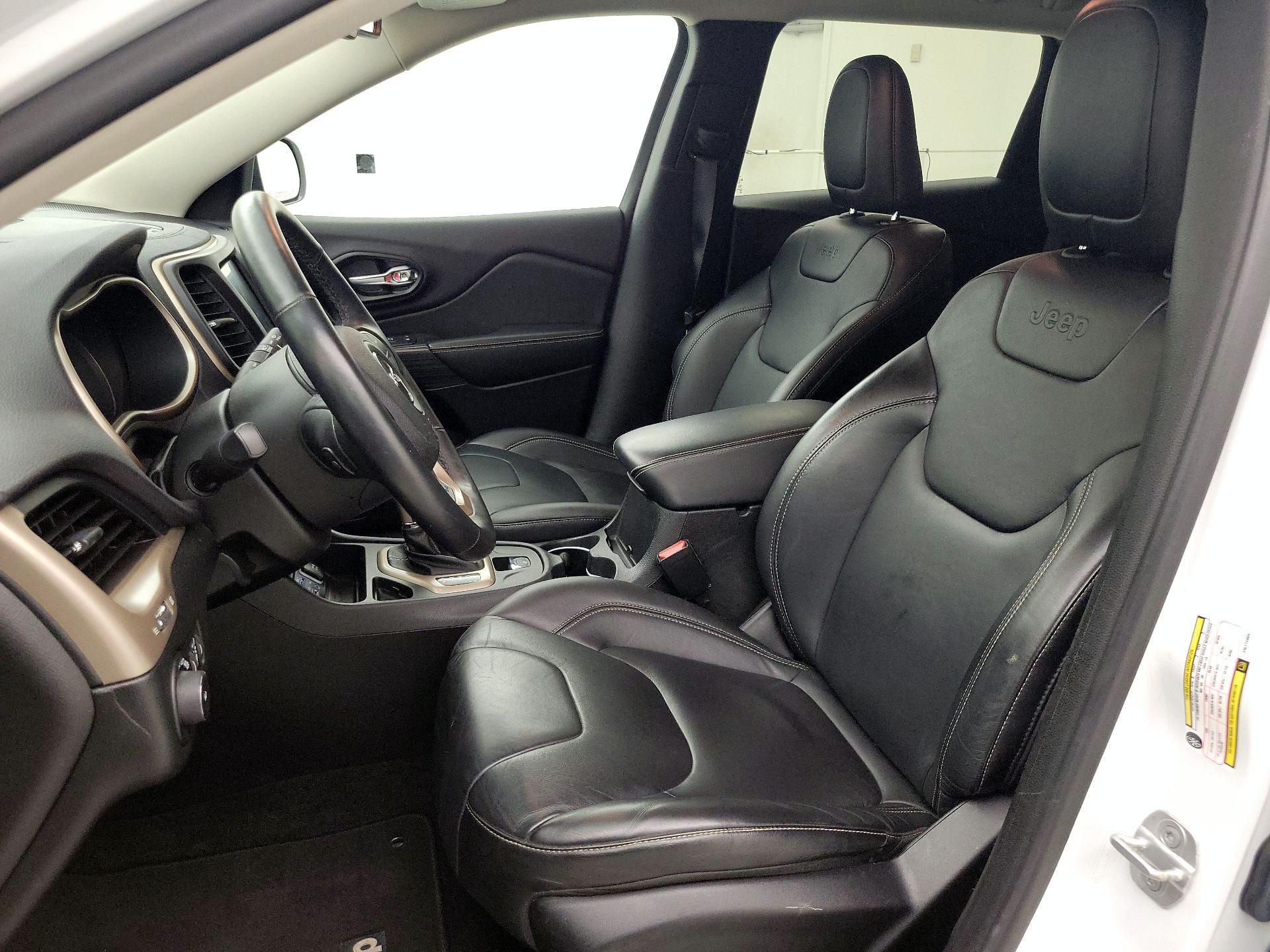 Thumbnail: 2014 Jeep Cherokee - 11