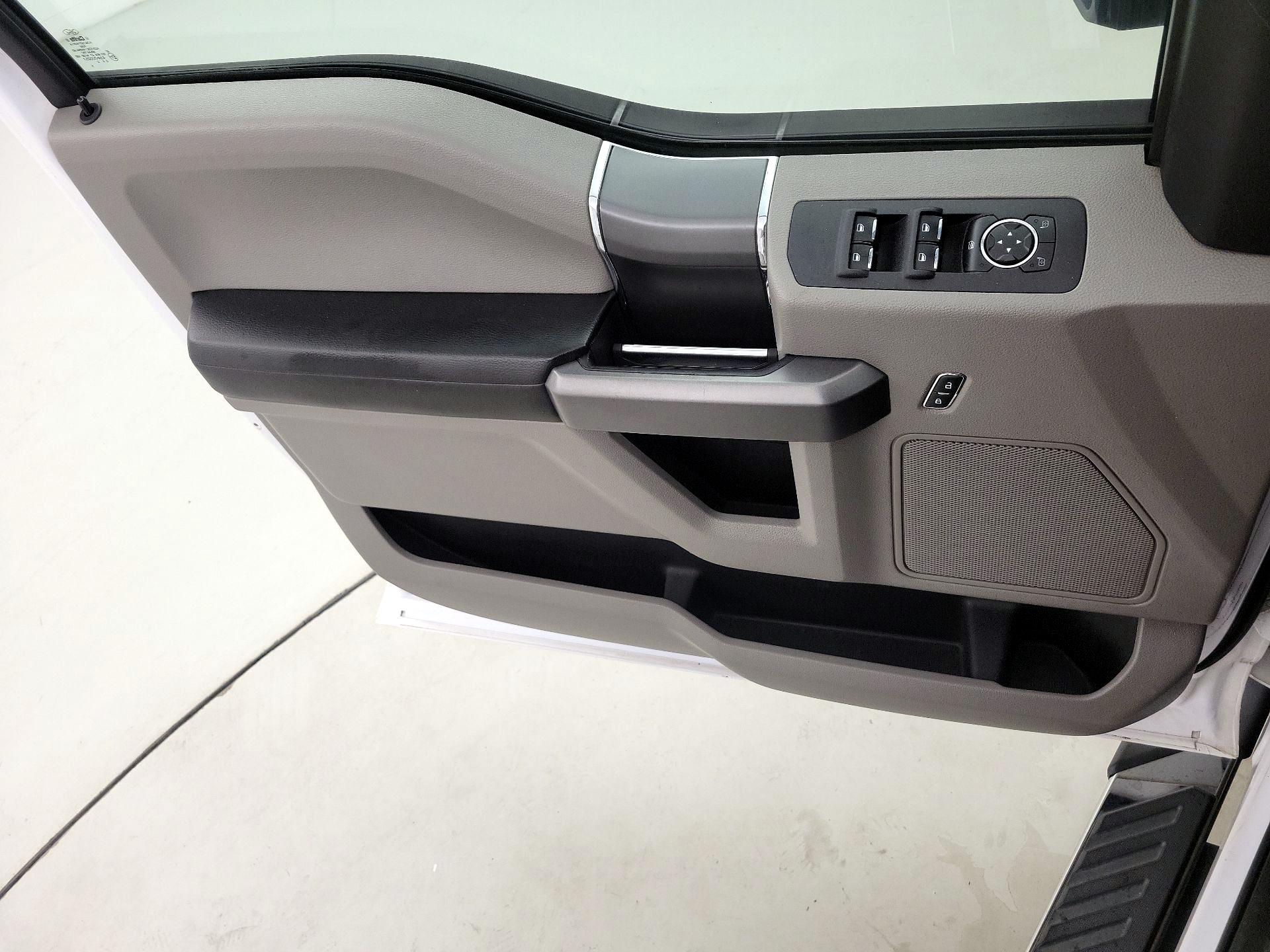 Thumbnail: 2015 Ford F-150 - 12