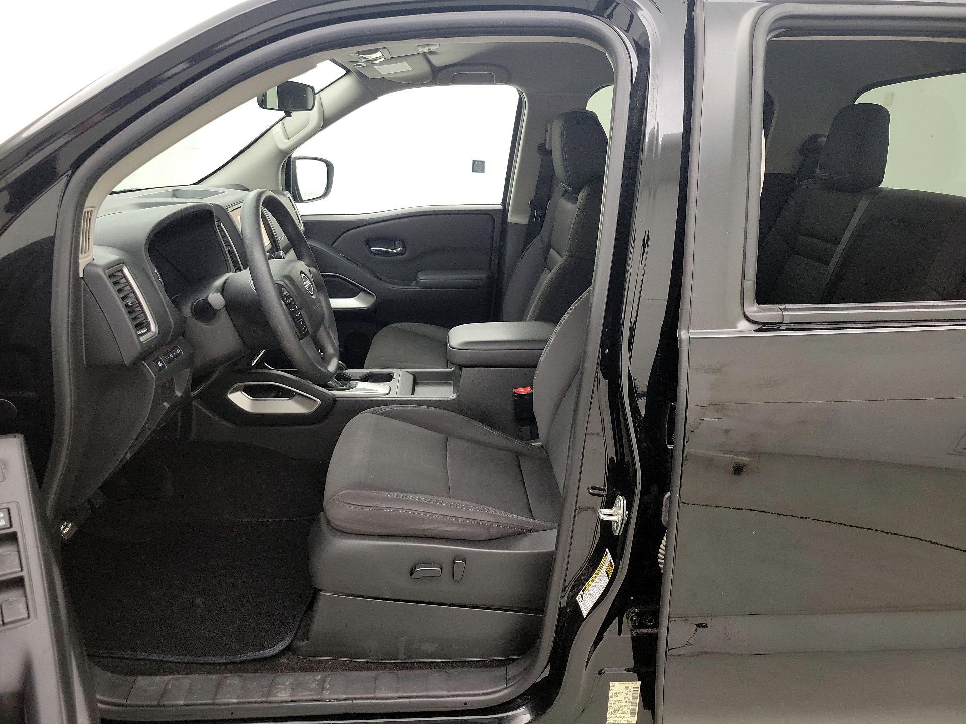 Thumbnail: 2022 Nissan Frontier - 11