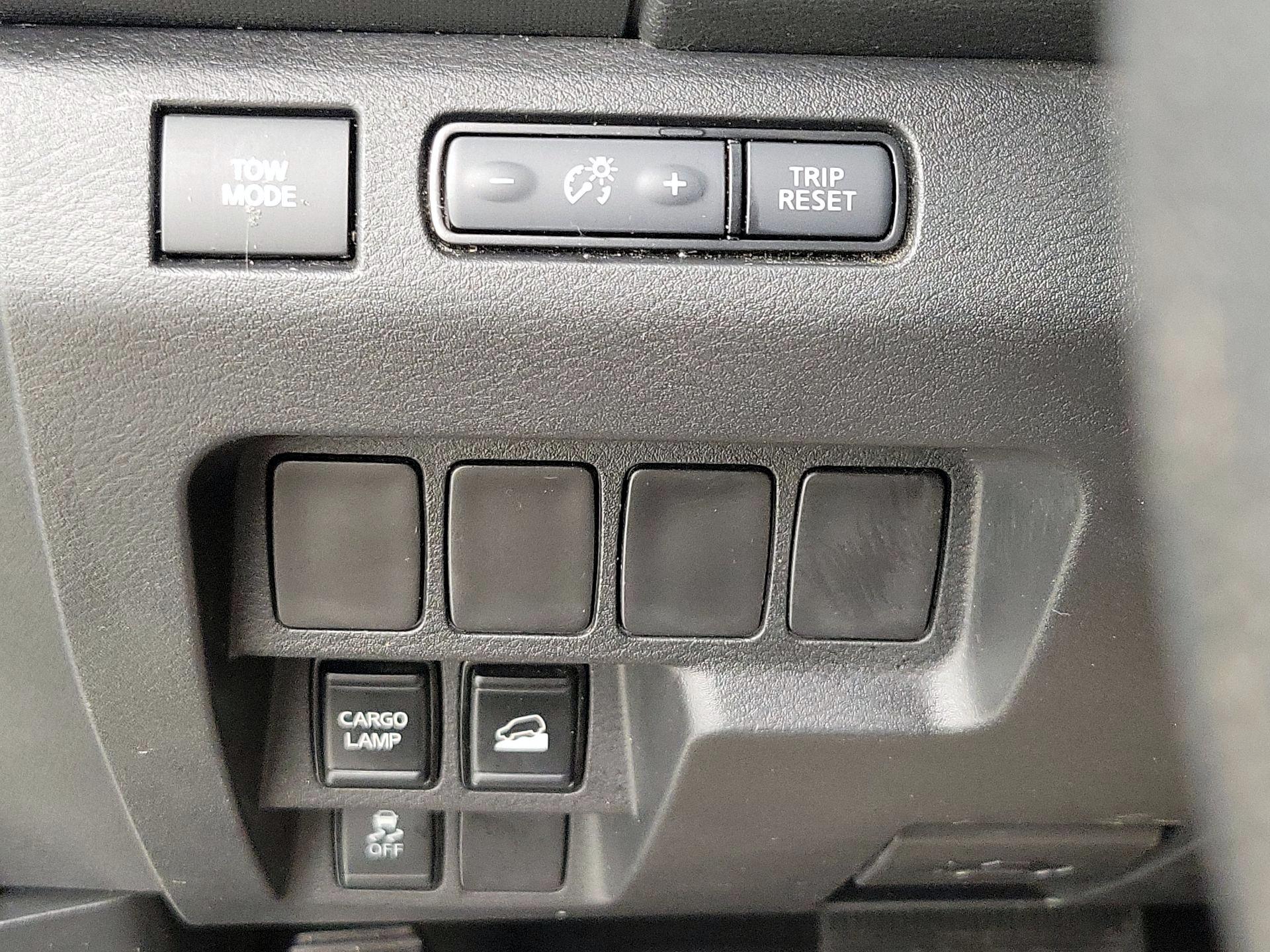 Thumbnail: 2022 Nissan Frontier - 13