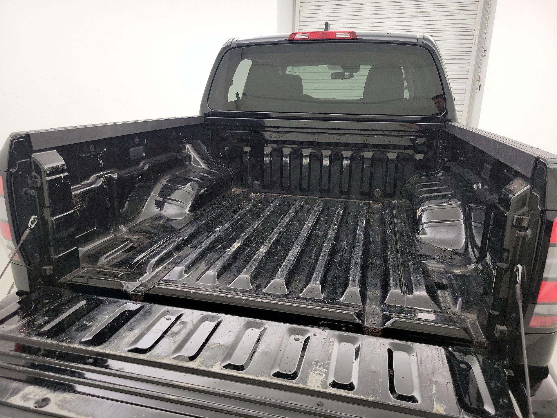 Thumbnail: 2022 Nissan Frontier - 20