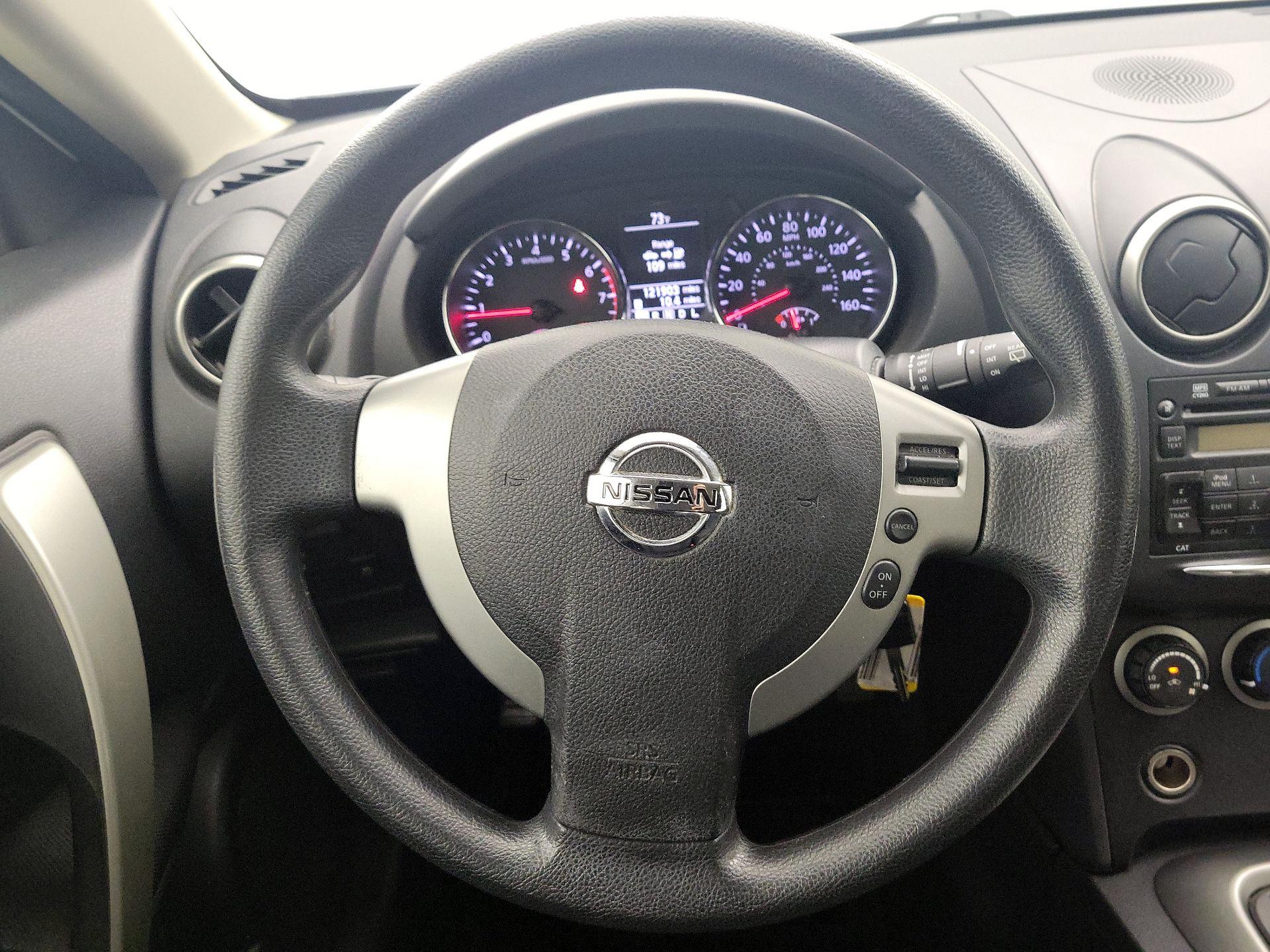 Thumbnail: 2013 Nissan Rogue - 10