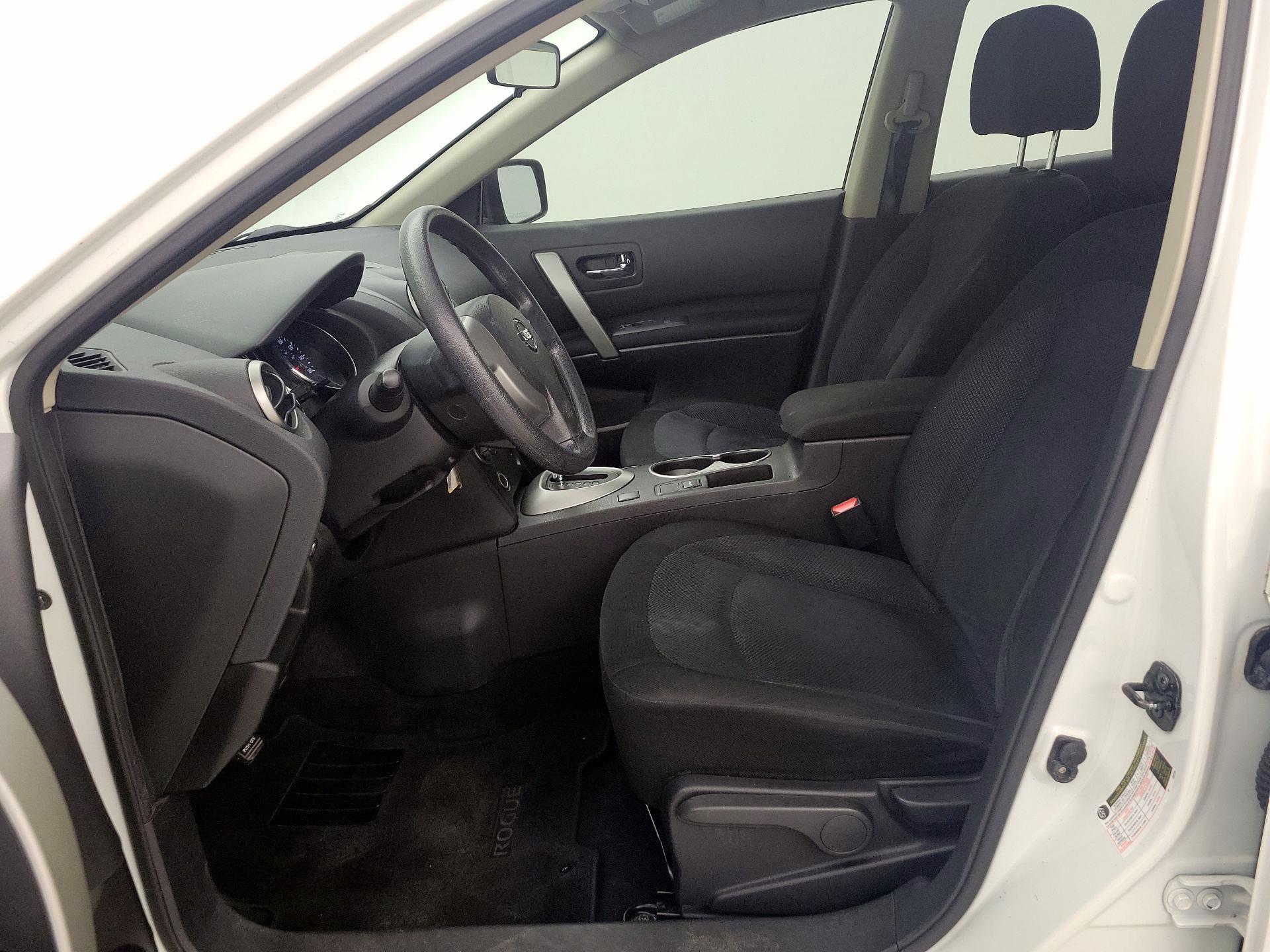 Thumbnail: 2013 Nissan Rogue - 11