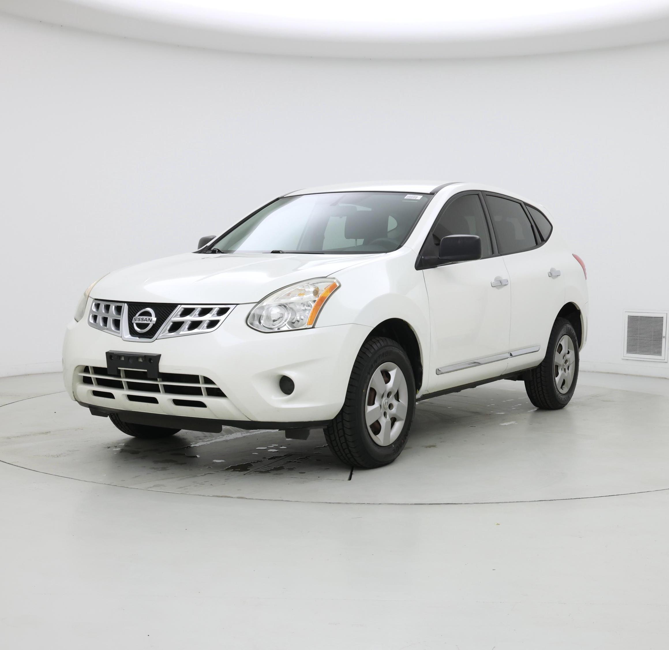 Thumbnail: 2013 Nissan Rogue - 4