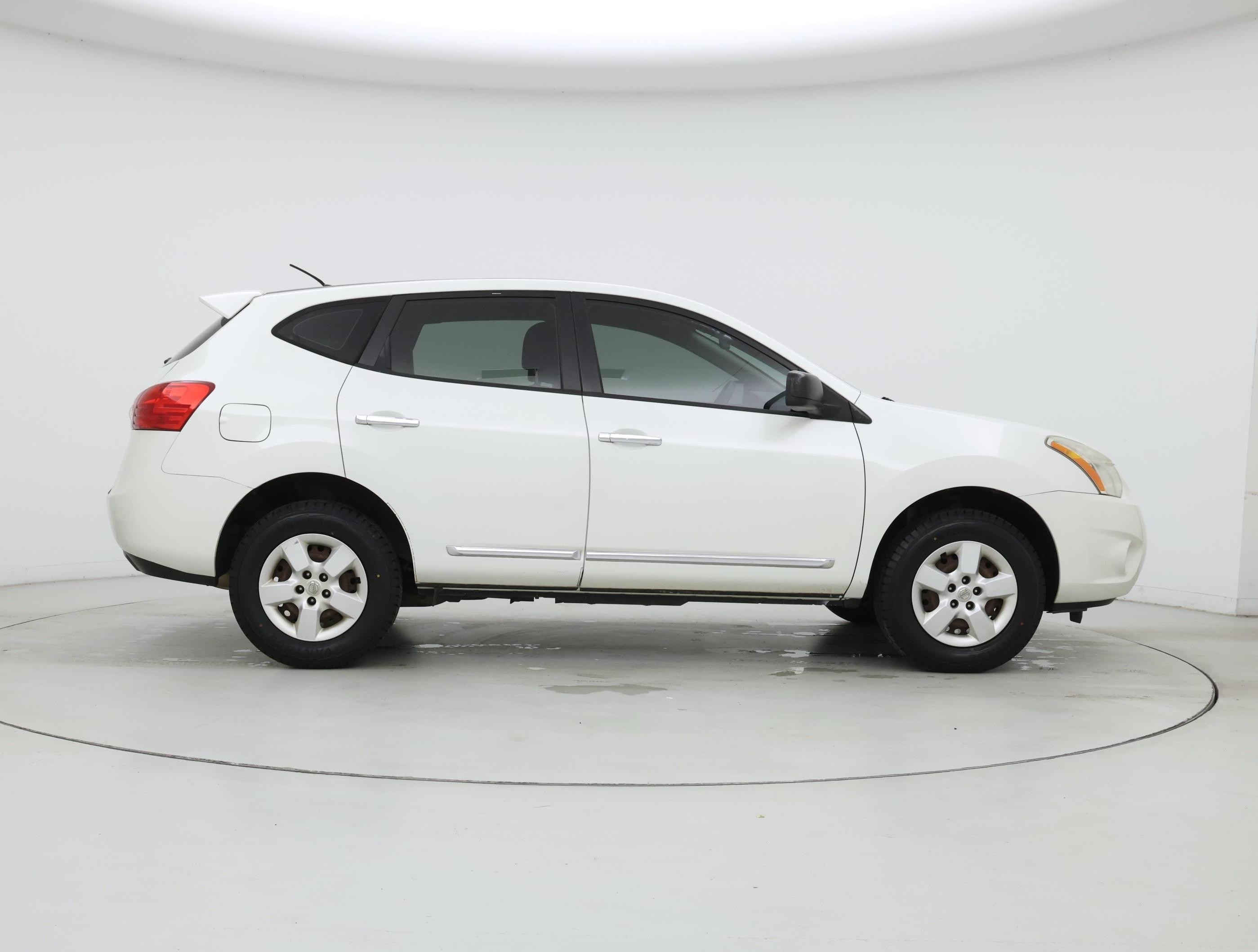 Thumbnail: 2013 Nissan Rogue - 7