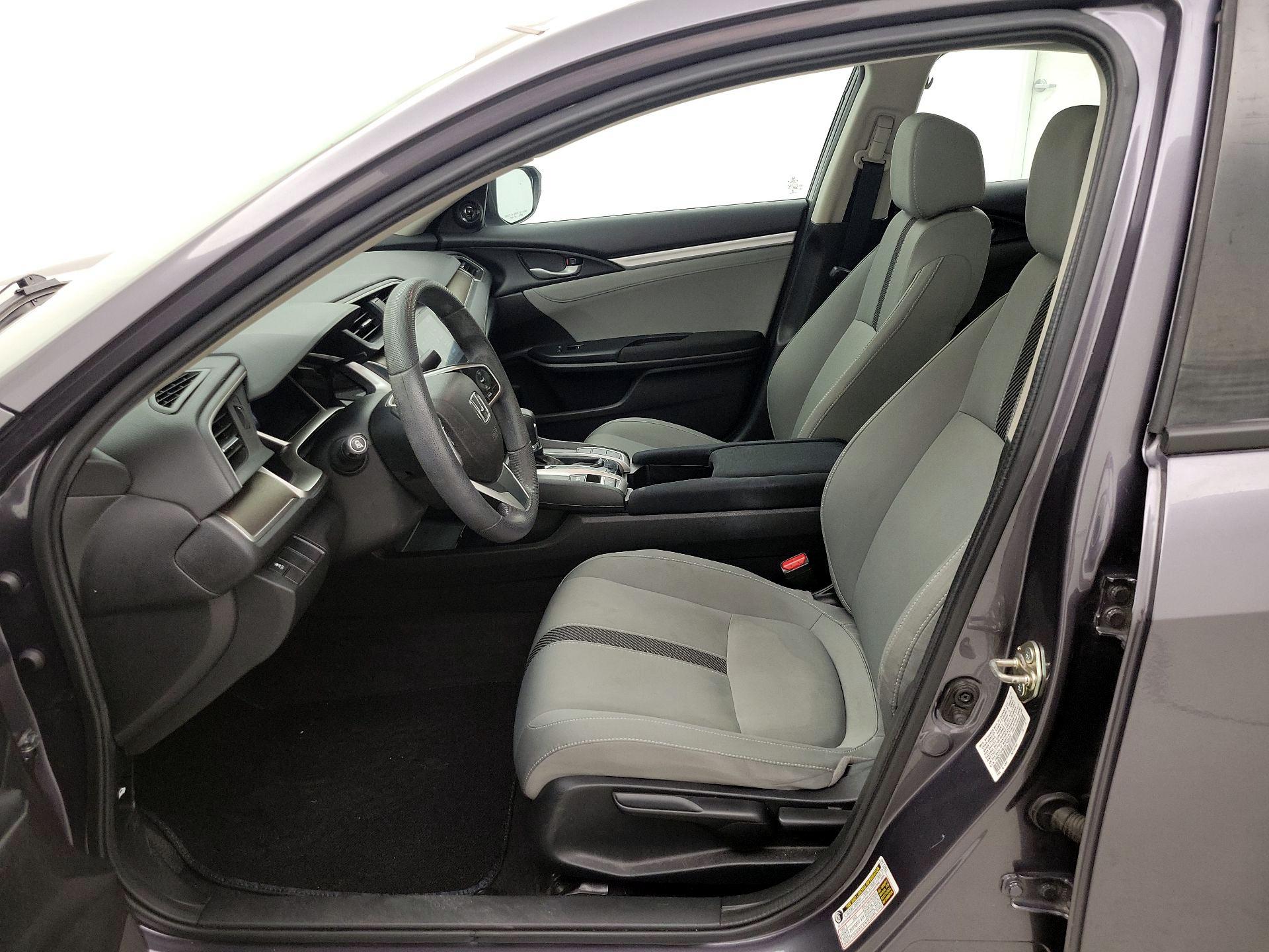 Thumbnail: 2016 Honda Civic - 11