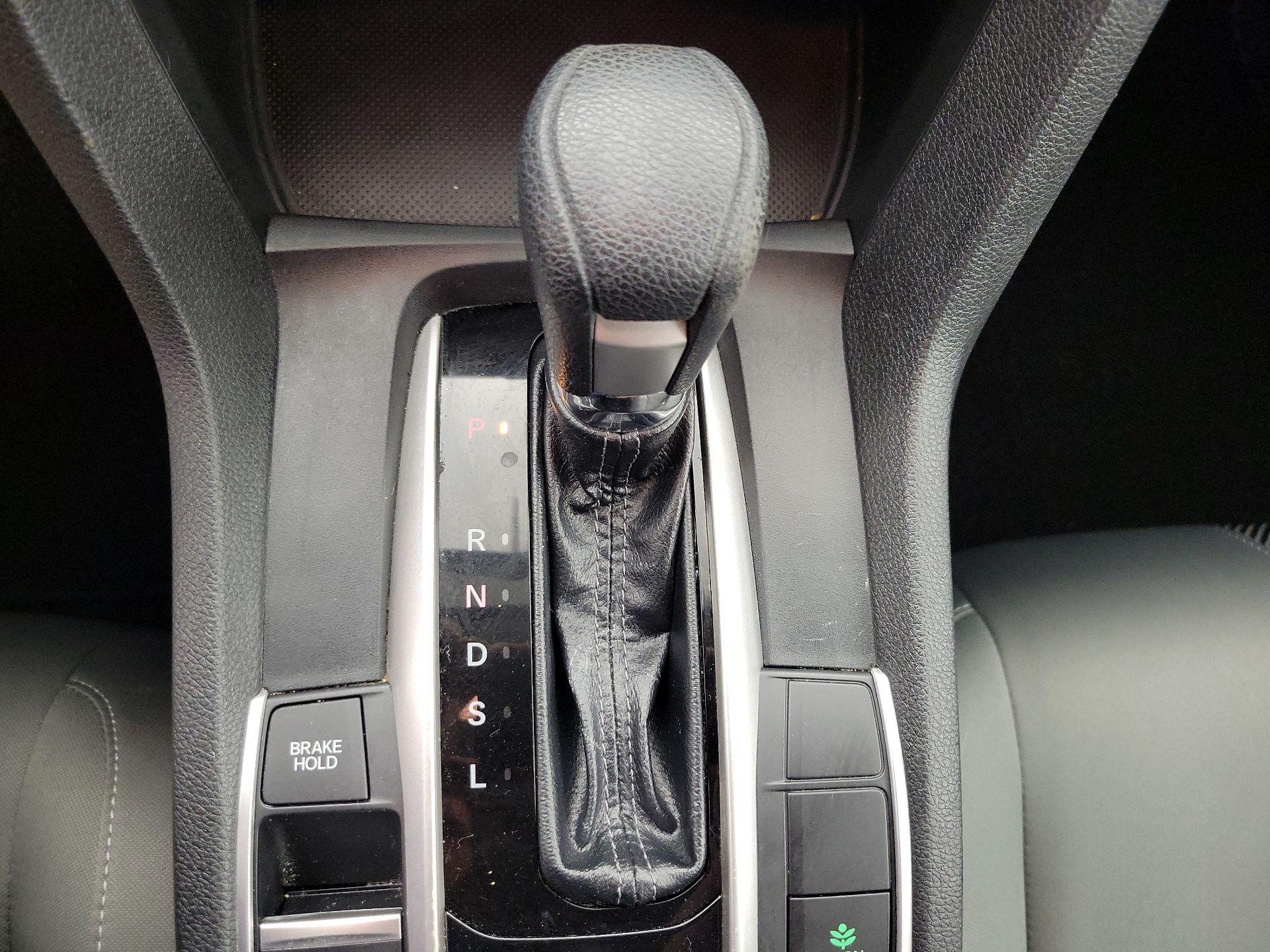 Thumbnail: 2016 Honda Civic - 17