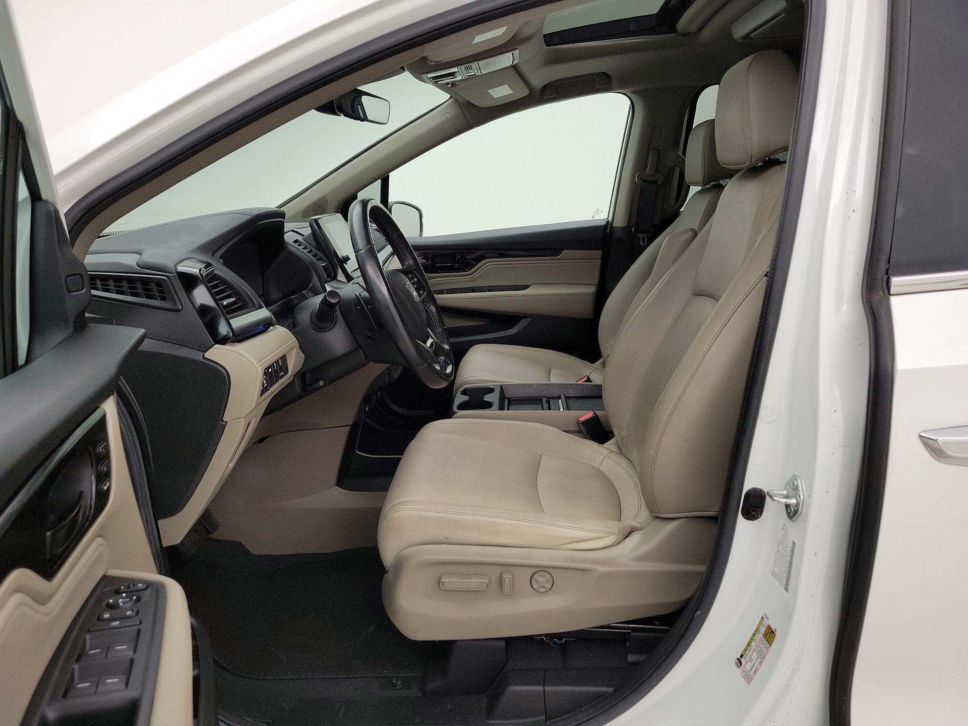 Thumbnail: 2022 Honda Odyssey - 11