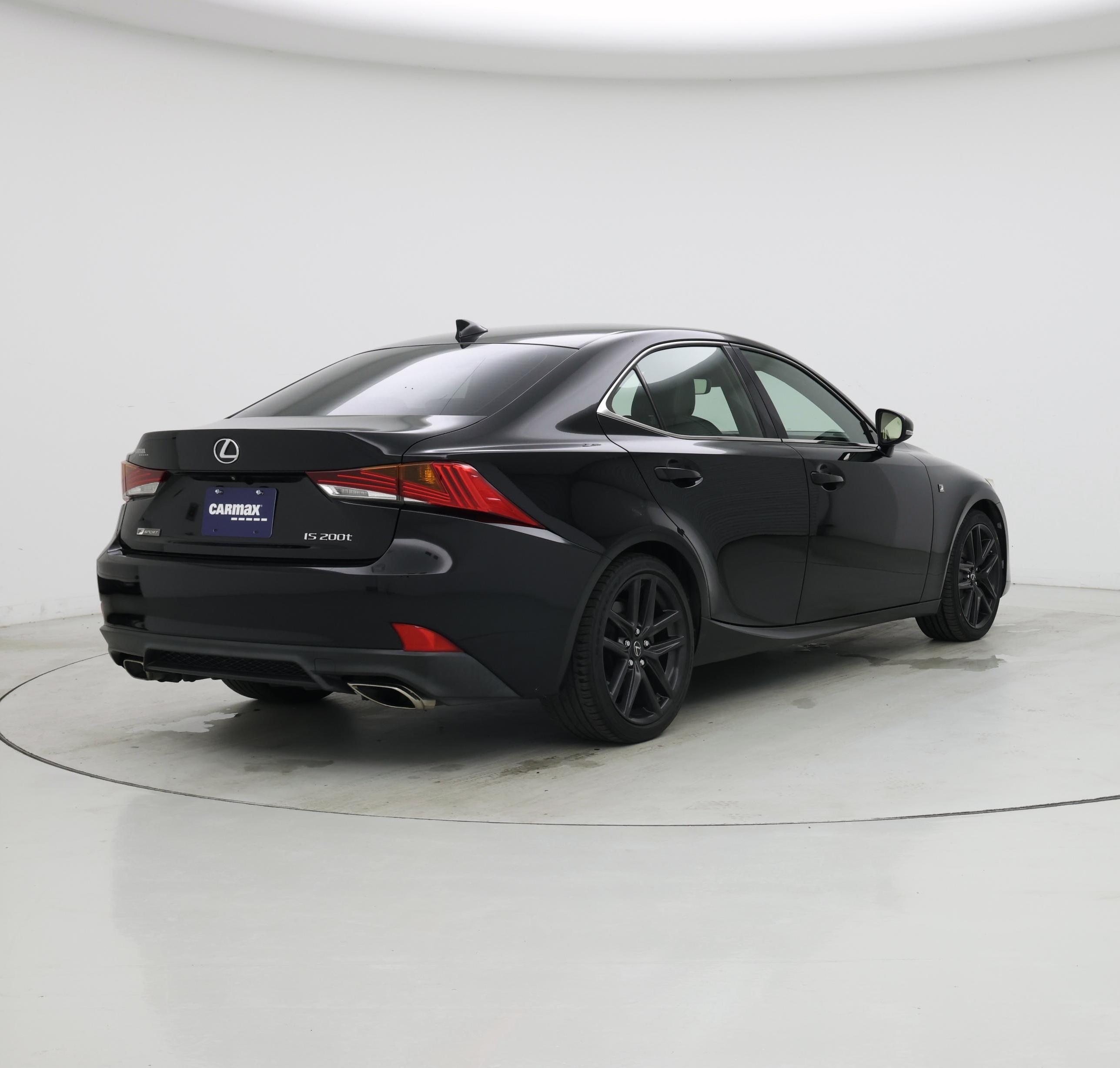 Thumbnail: 2017 Lexus IS - 8