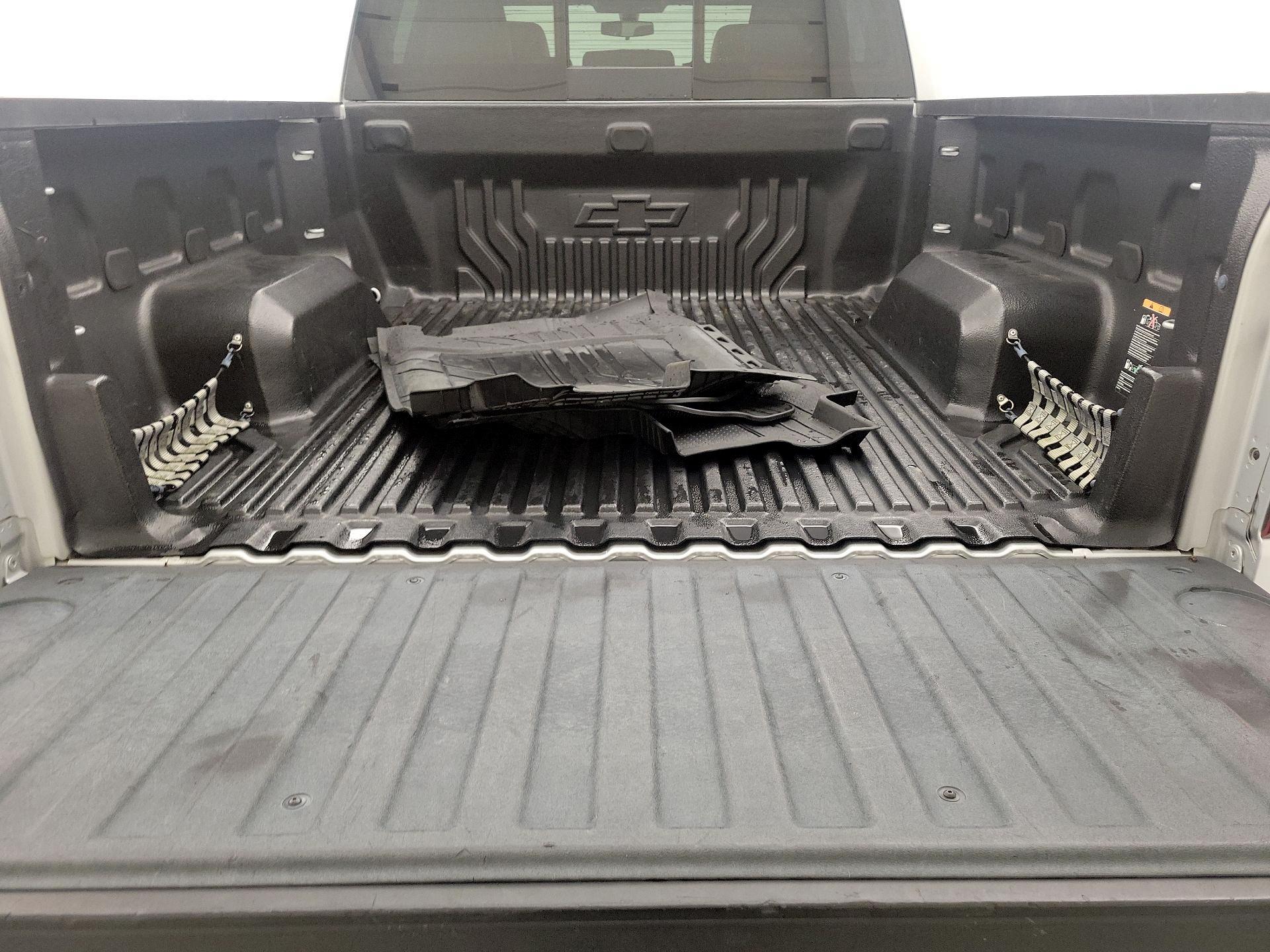 Thumbnail: 2020 Chevrolet Silverado 1500 - 20