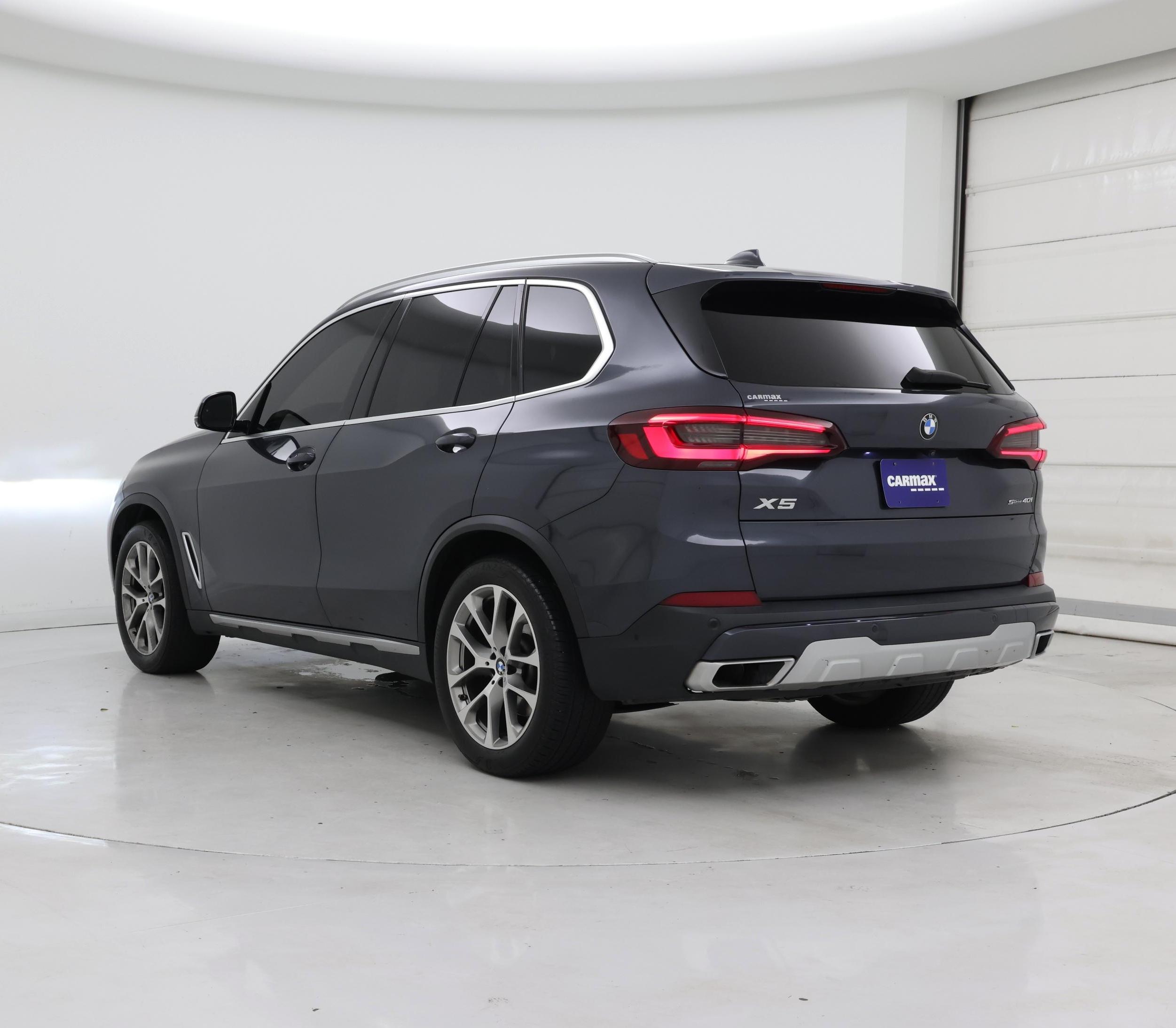 Thumbnail: 2021 BMW X5 - 2