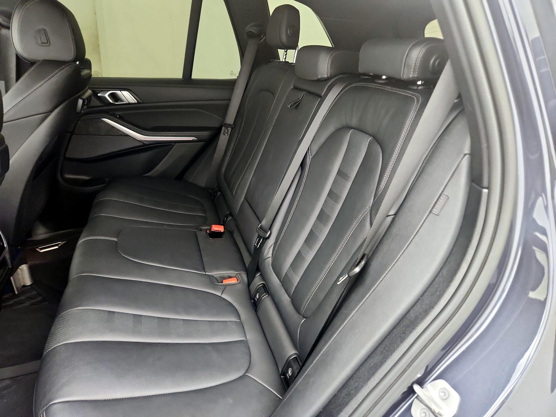 Thumbnail: 2021 BMW X5 - 20