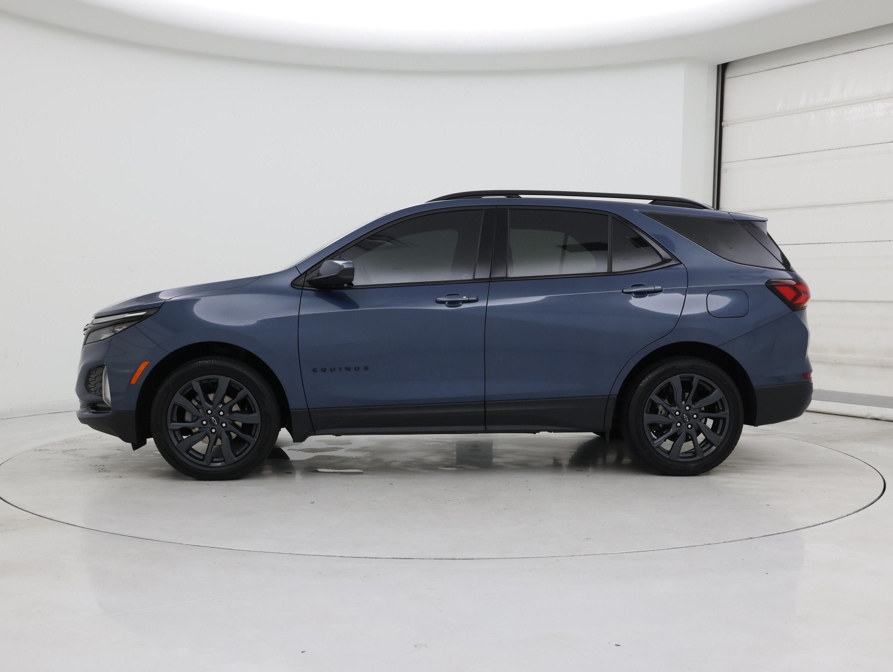 Thumbnail: 2024 Chevrolet Equinox - 3