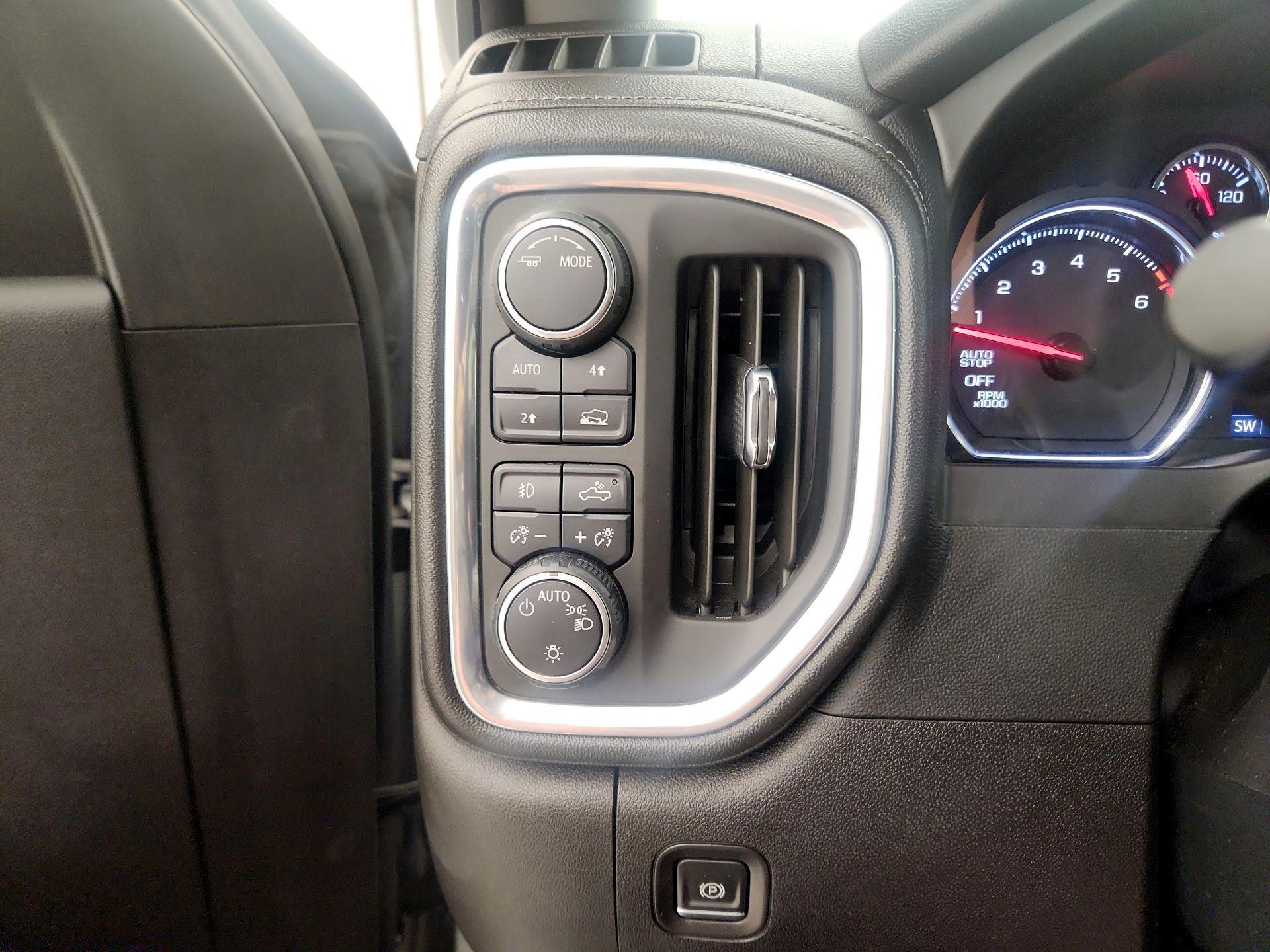 Thumbnail: 2021 Chevrolet Silverado 1500 - 13