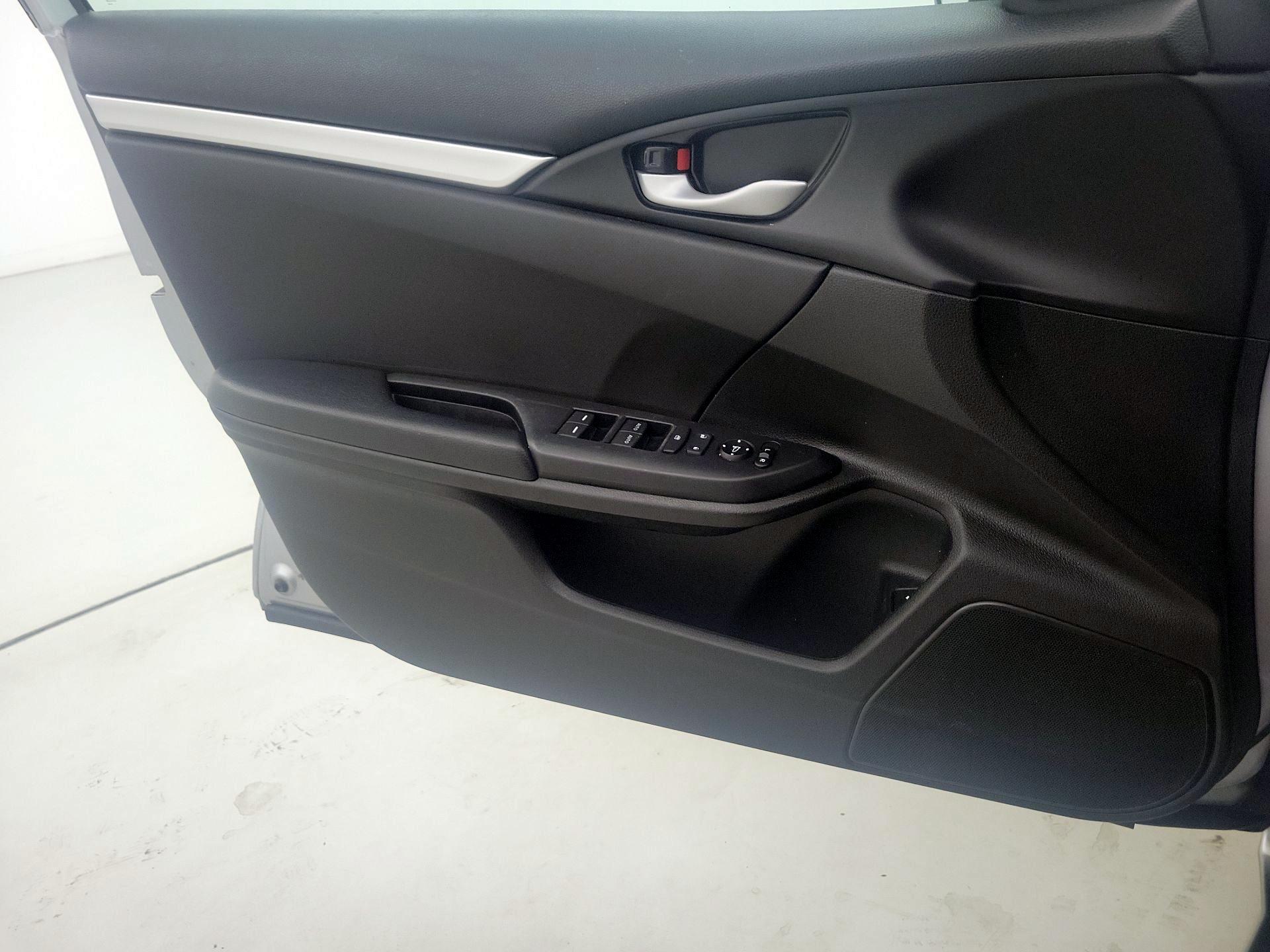 Thumbnail: 2020 Honda Civic - 12