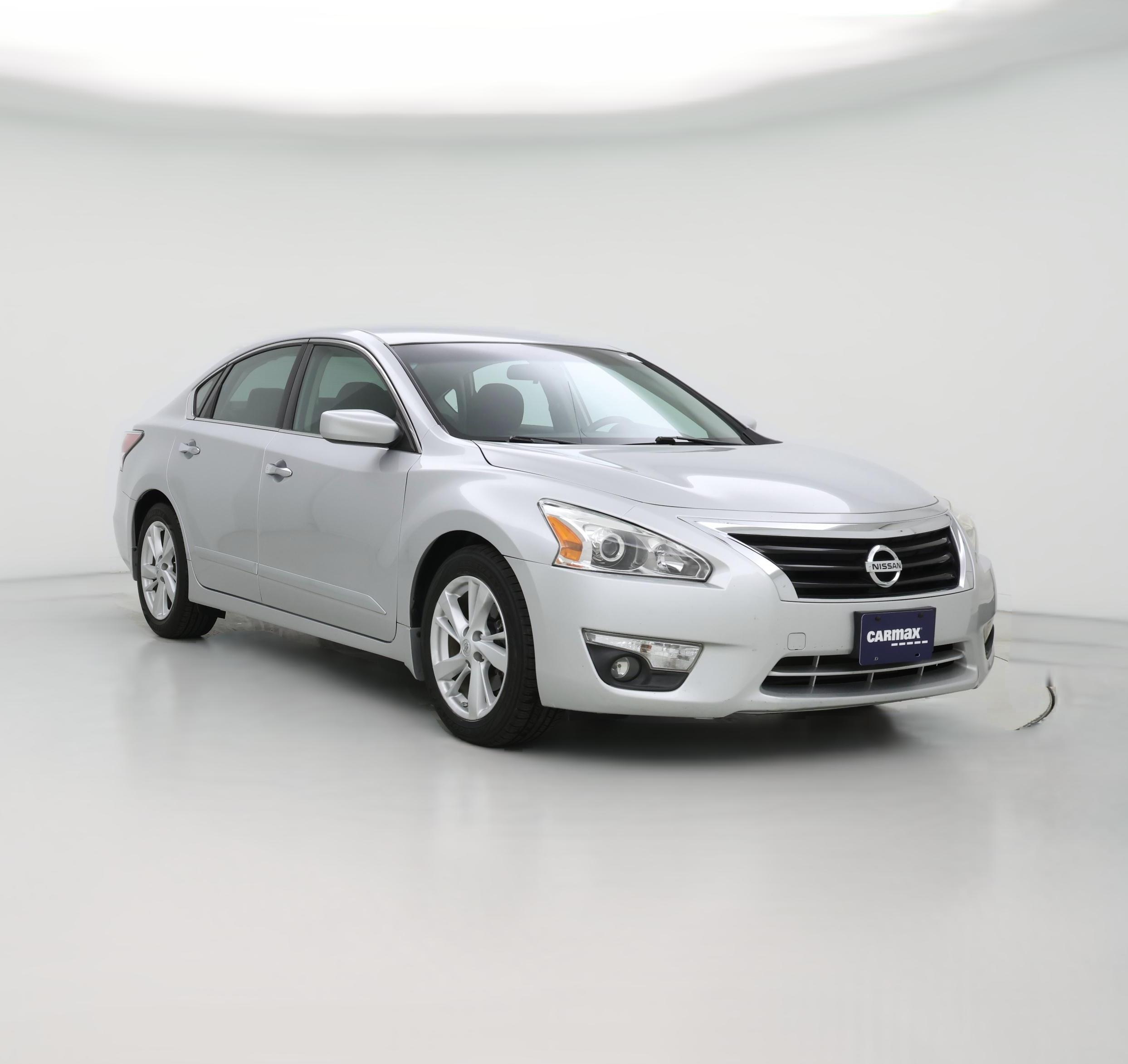 Thumbnail: 2015 Nissan Altima - 1