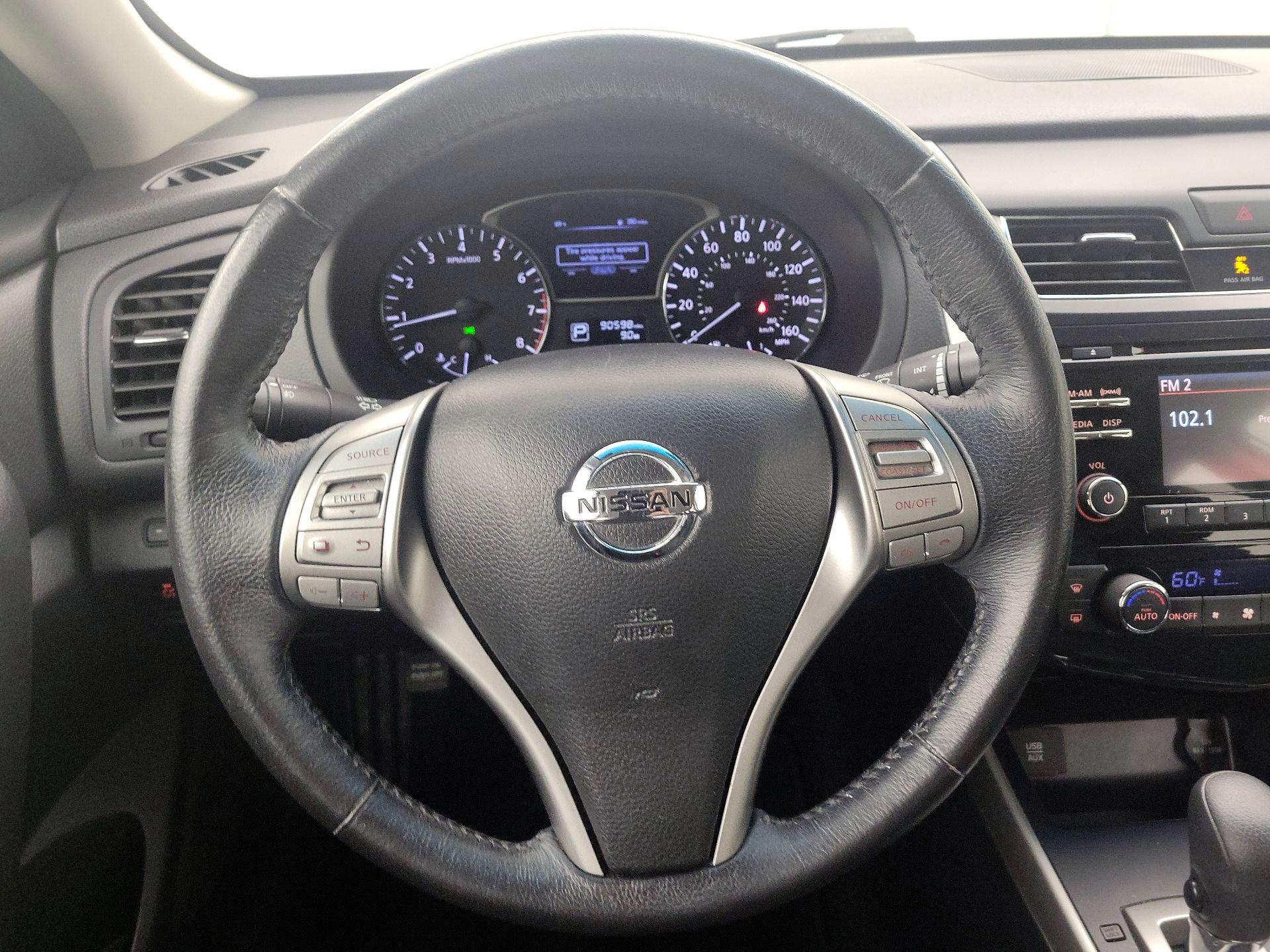 Thumbnail: 2015 Nissan Altima - 10