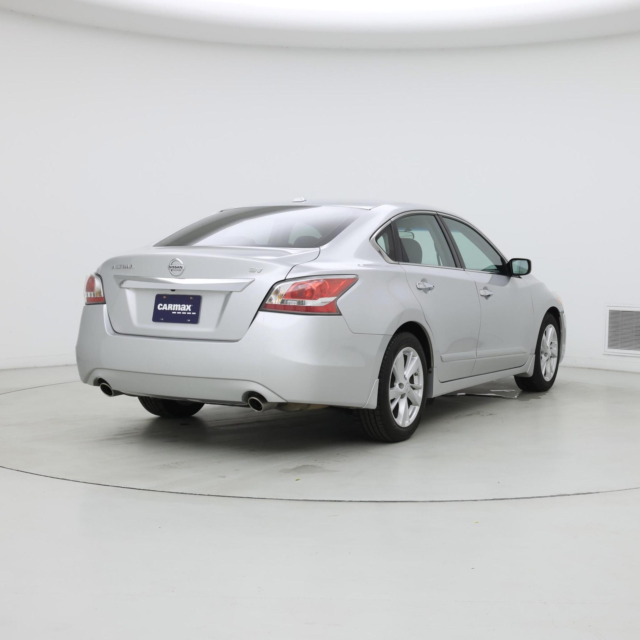 Thumbnail: 2015 Nissan Altima - 8