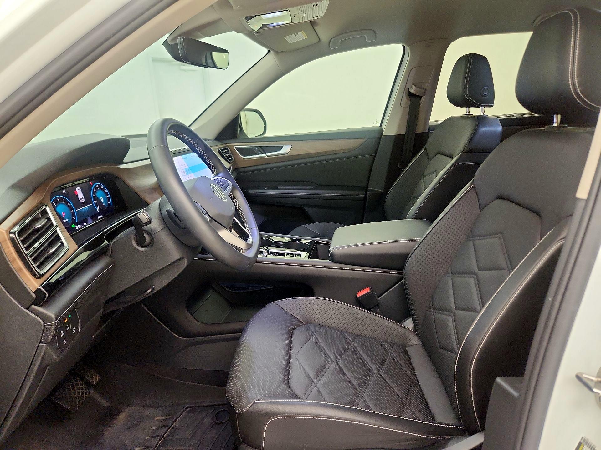 Thumbnail: 2024 Volkswagen Atlas - 11