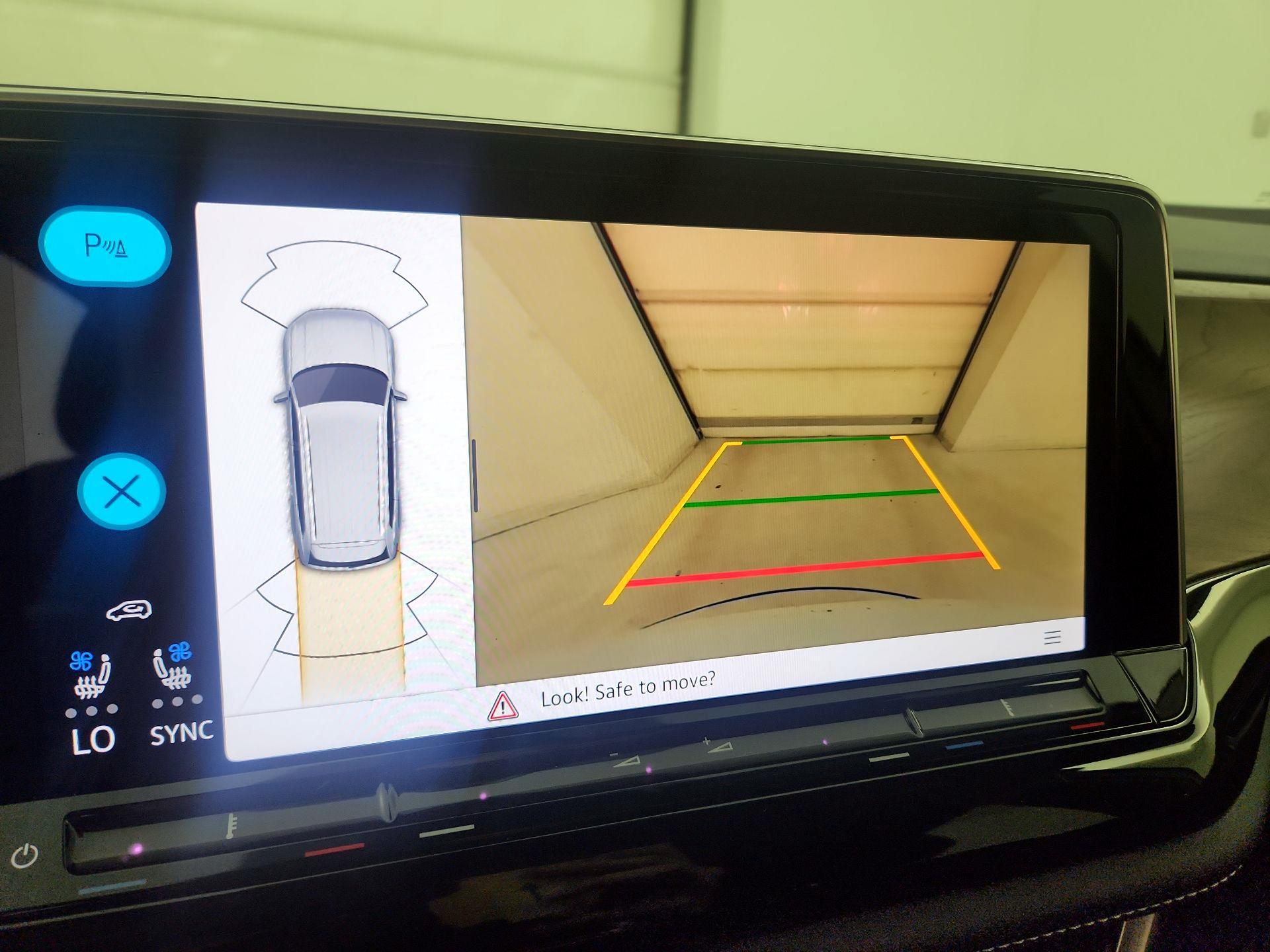 Thumbnail: 2024 Volkswagen Atlas - 14