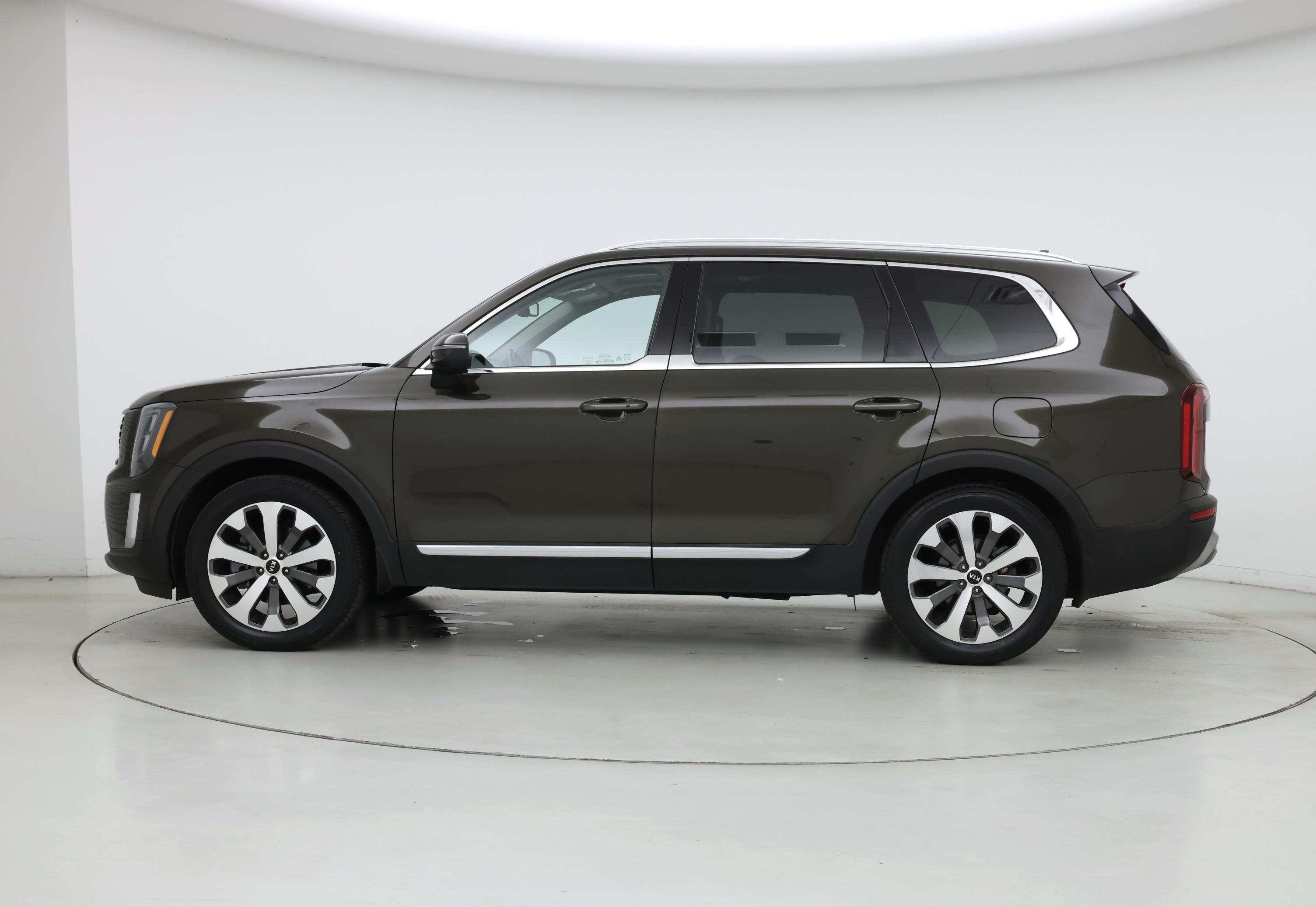 Thumbnail: 2021 Kia Telluride - 3