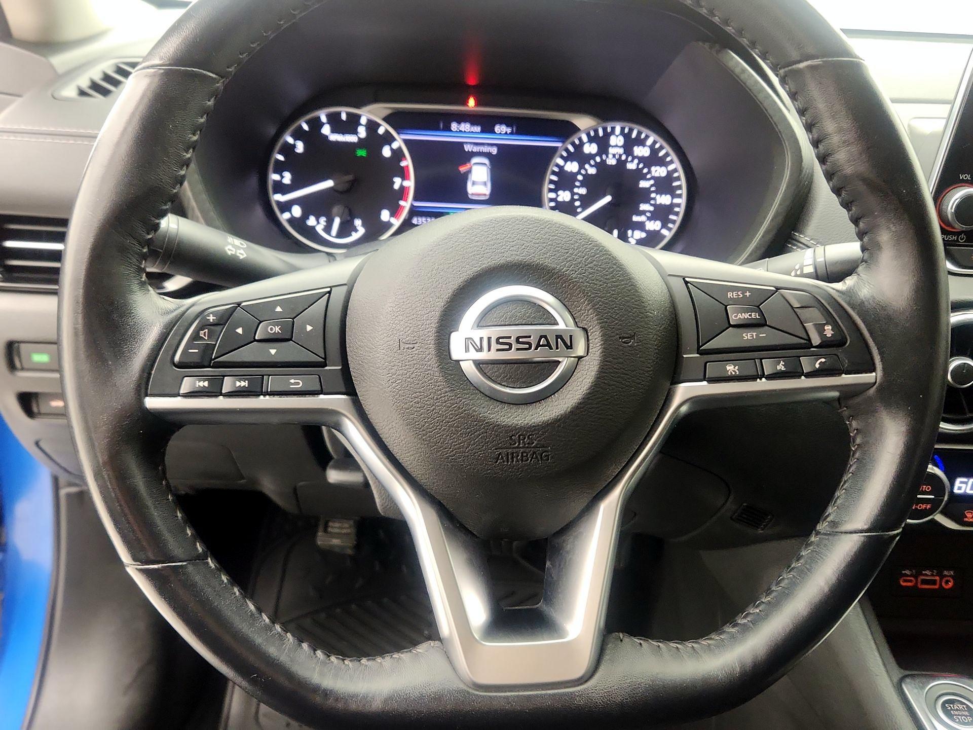 Thumbnail: 2020 Nissan Sentra - 10