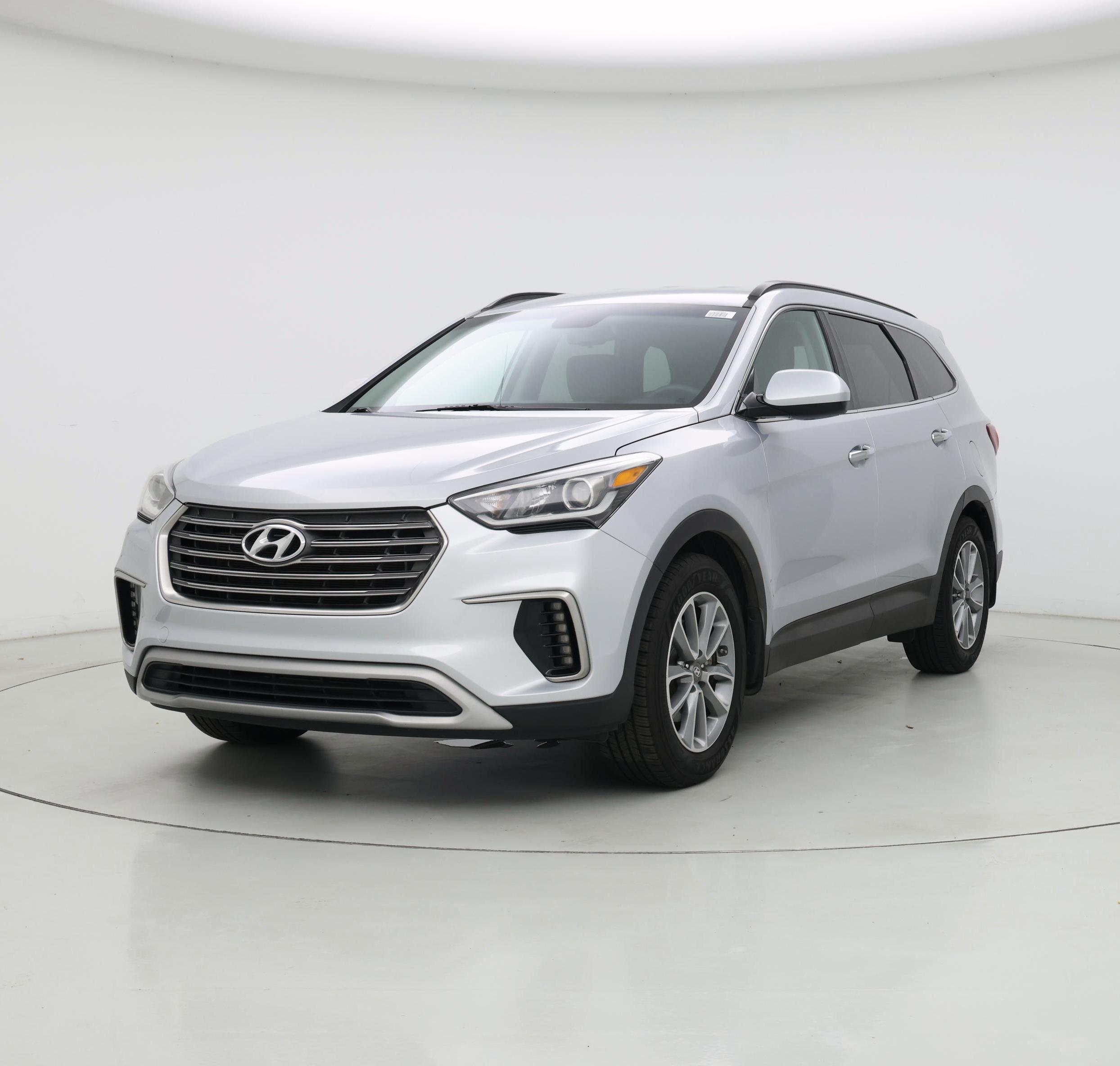 Thumbnail: 2018 Hyundai Santa Fe - 4