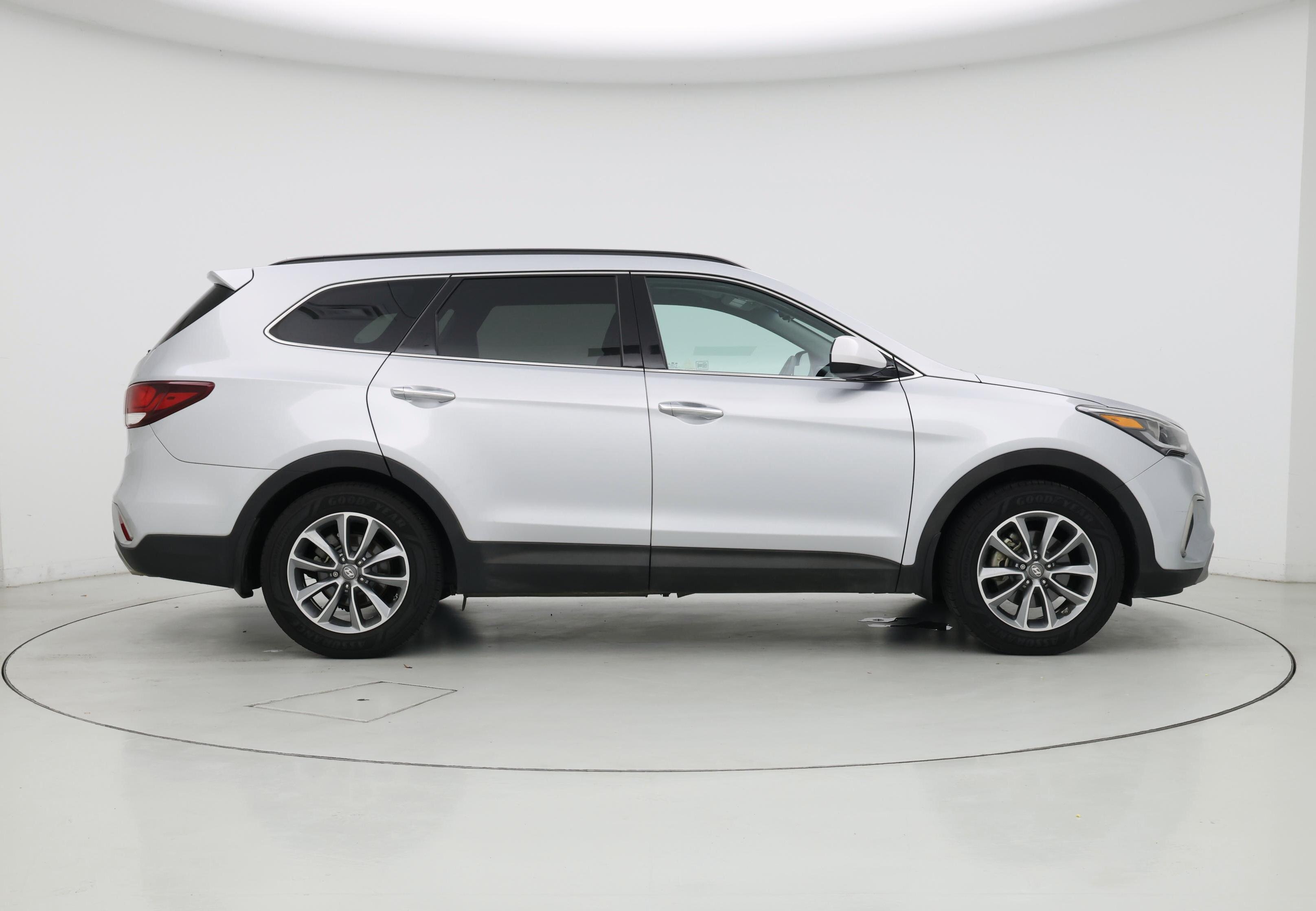 Thumbnail: 2018 Hyundai Santa Fe - 7