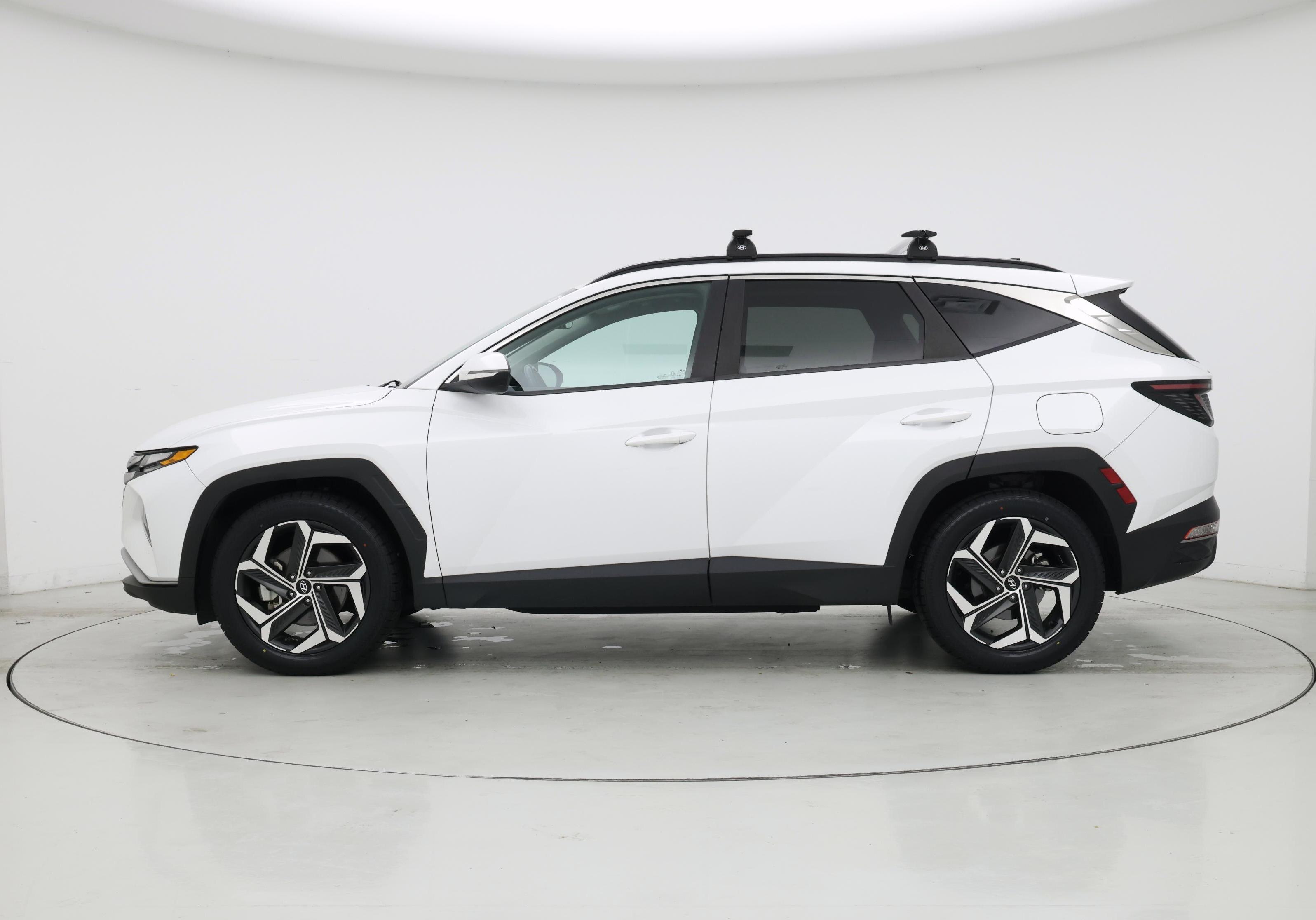 Thumbnail: 2022 Hyundai Tucson - 3
