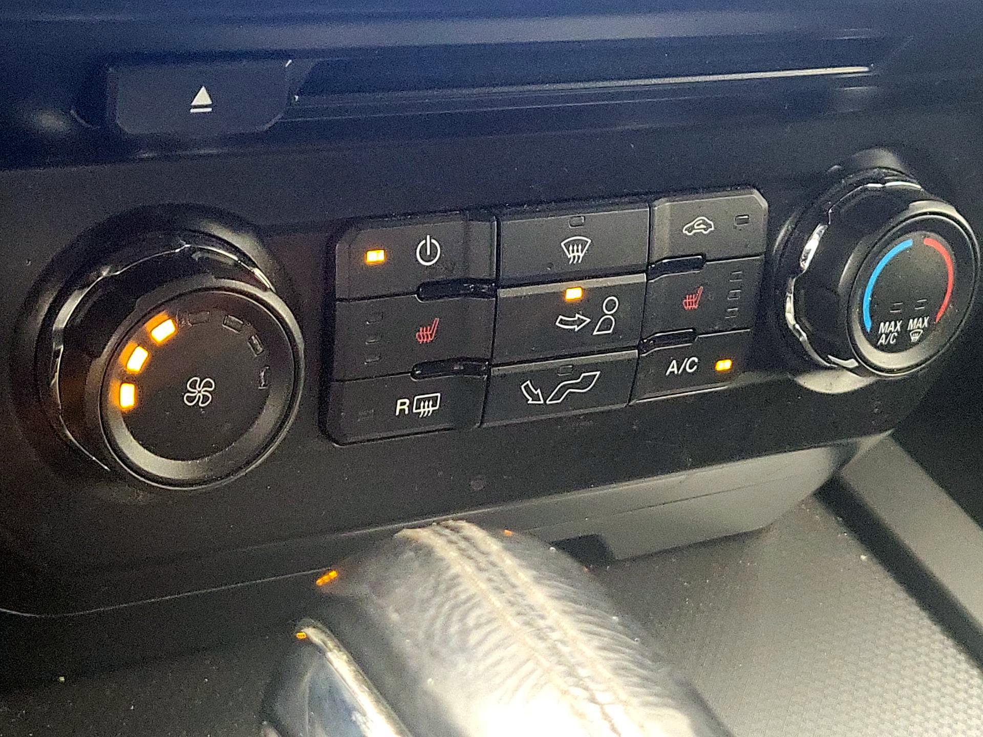 Thumbnail: 2016 Ford F-150 - 16