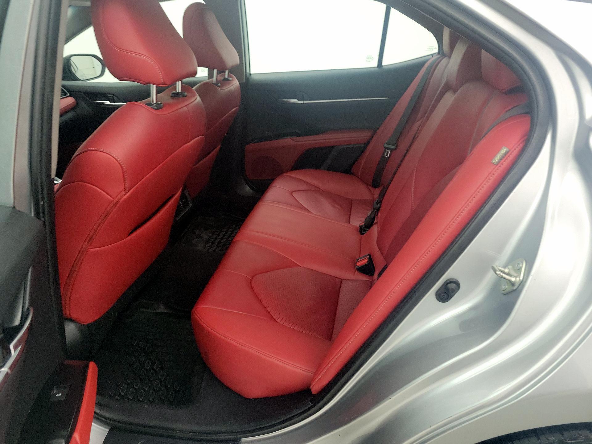 Thumbnail: 2019 Toyota Camry - 20