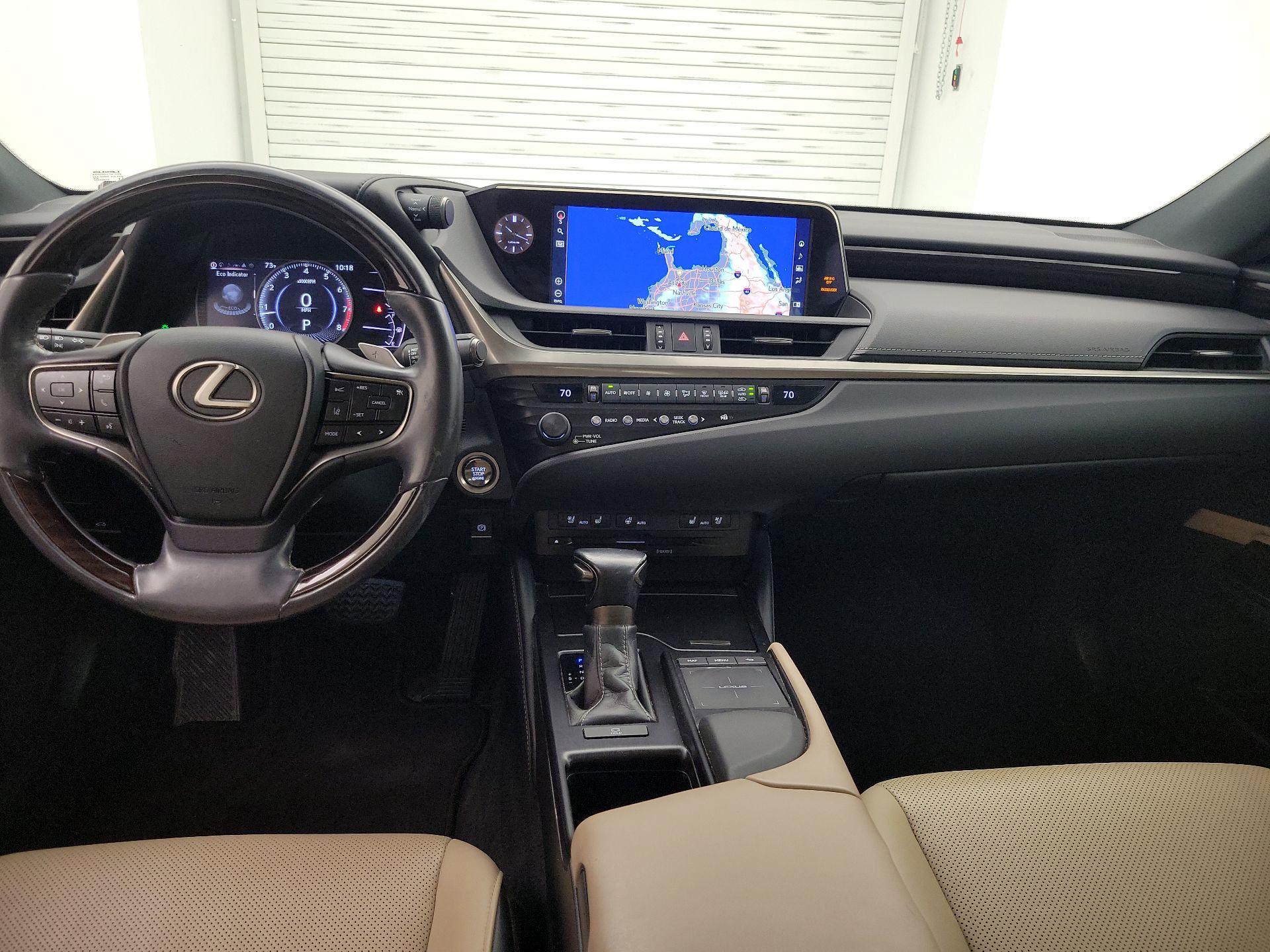 Thumbnail: 2020 Lexus ES - 9