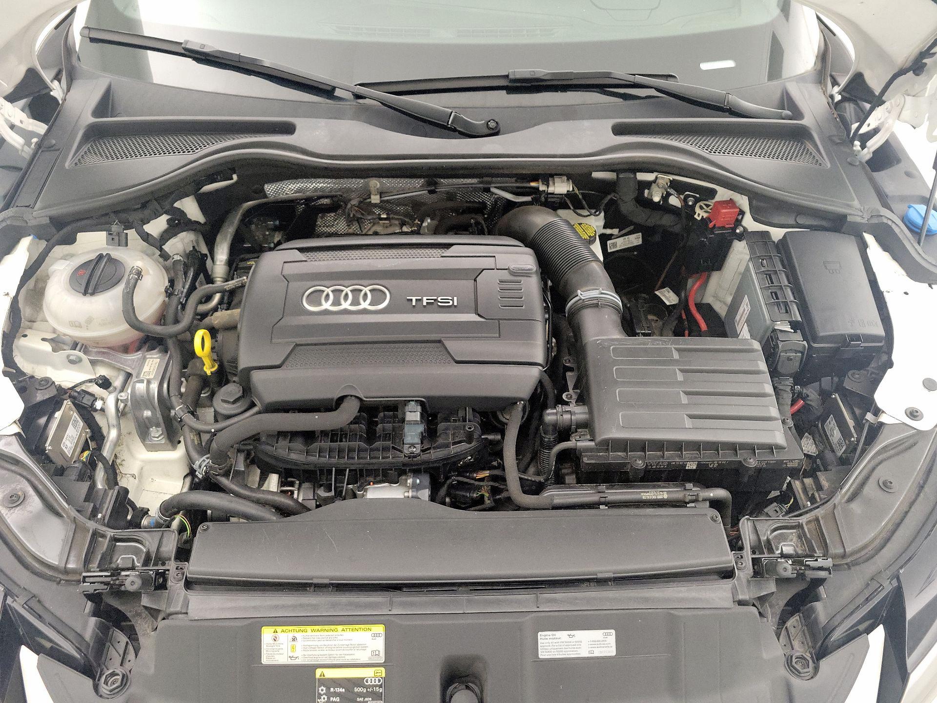 Thumbnail: 2016 Audi TT - 18