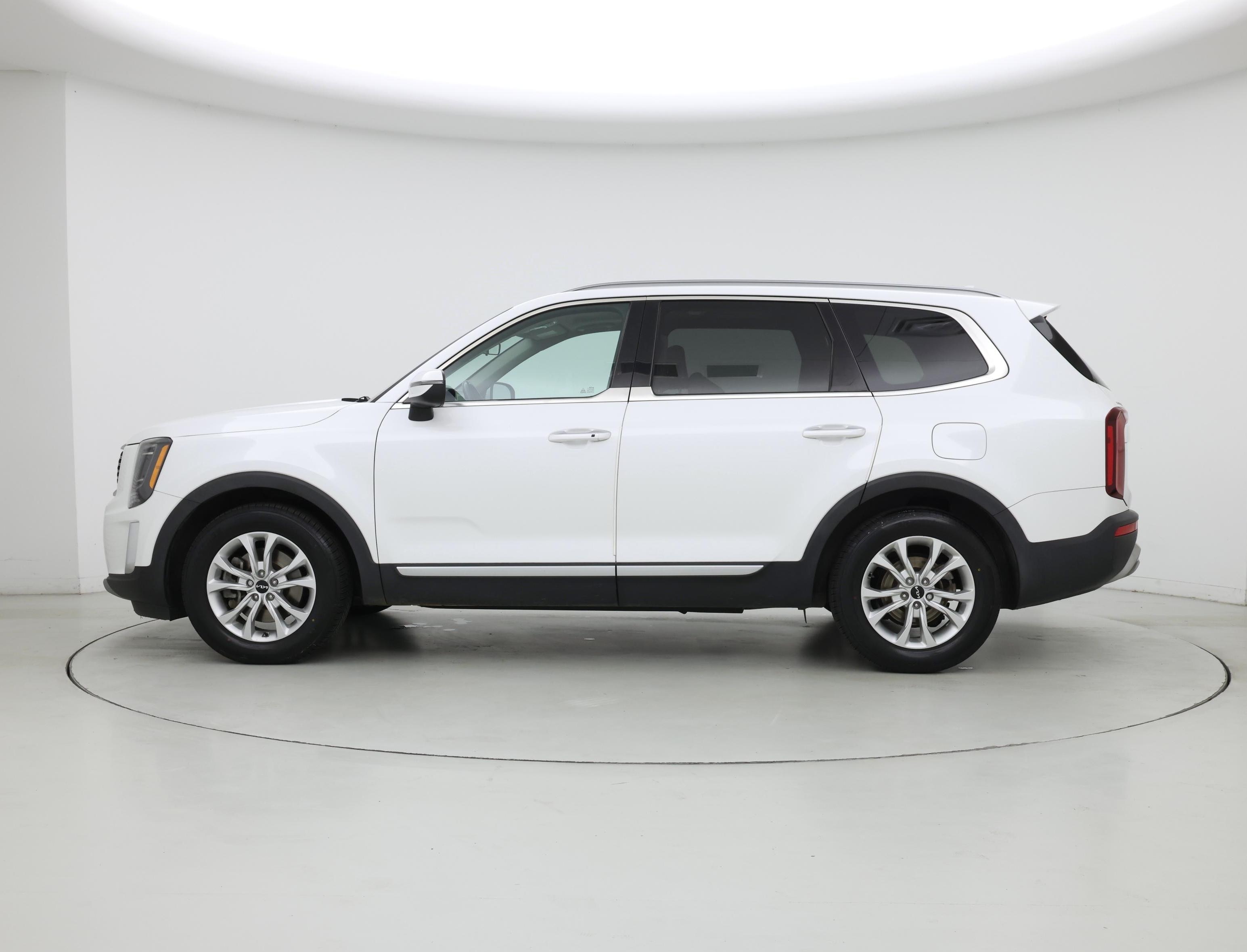 Thumbnail: 2020 Kia Telluride - 3