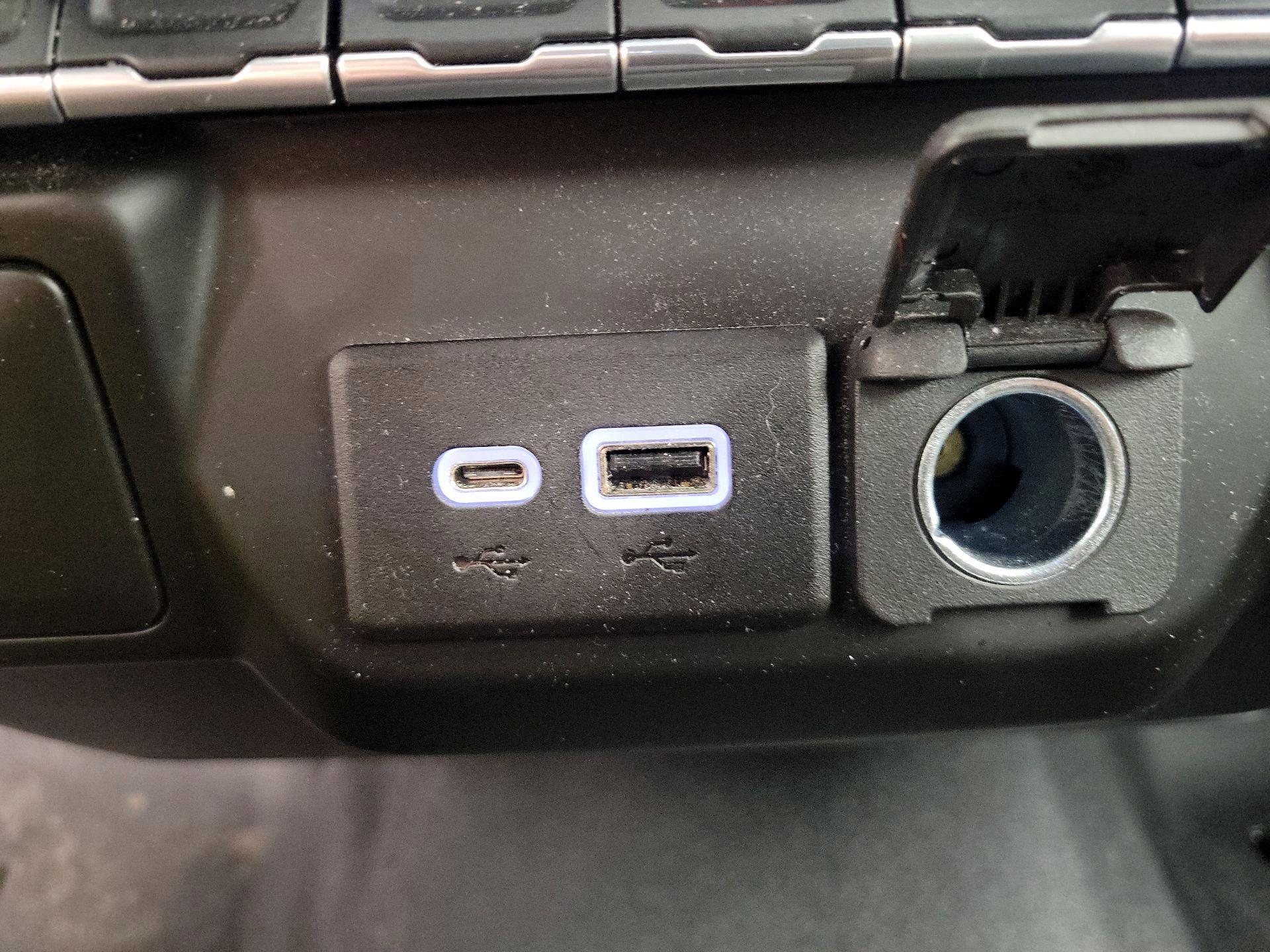 Thumbnail: 2021 Chevrolet Silverado 1500 - 18