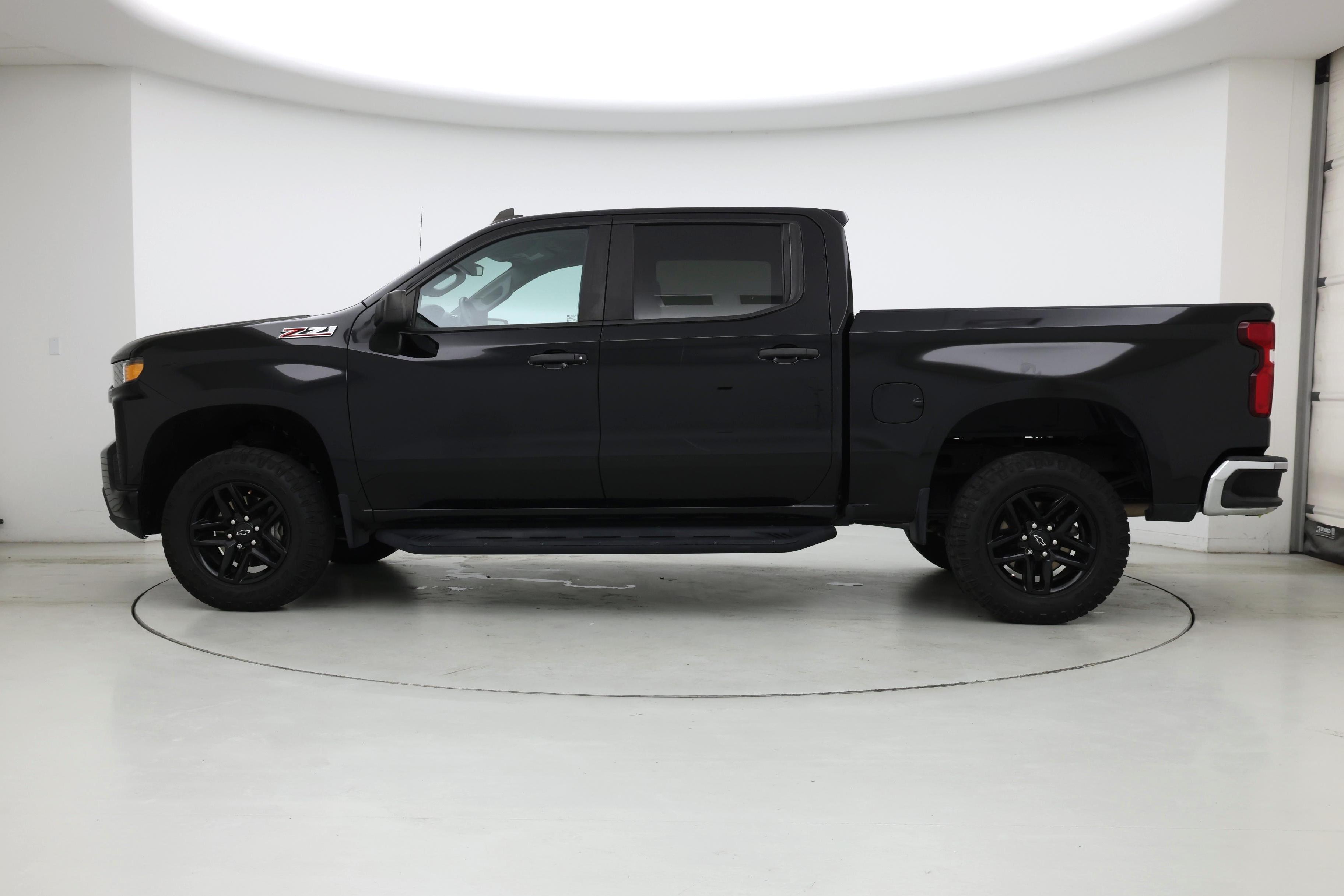 Thumbnail: 2021 Chevrolet Silverado 1500 - 3