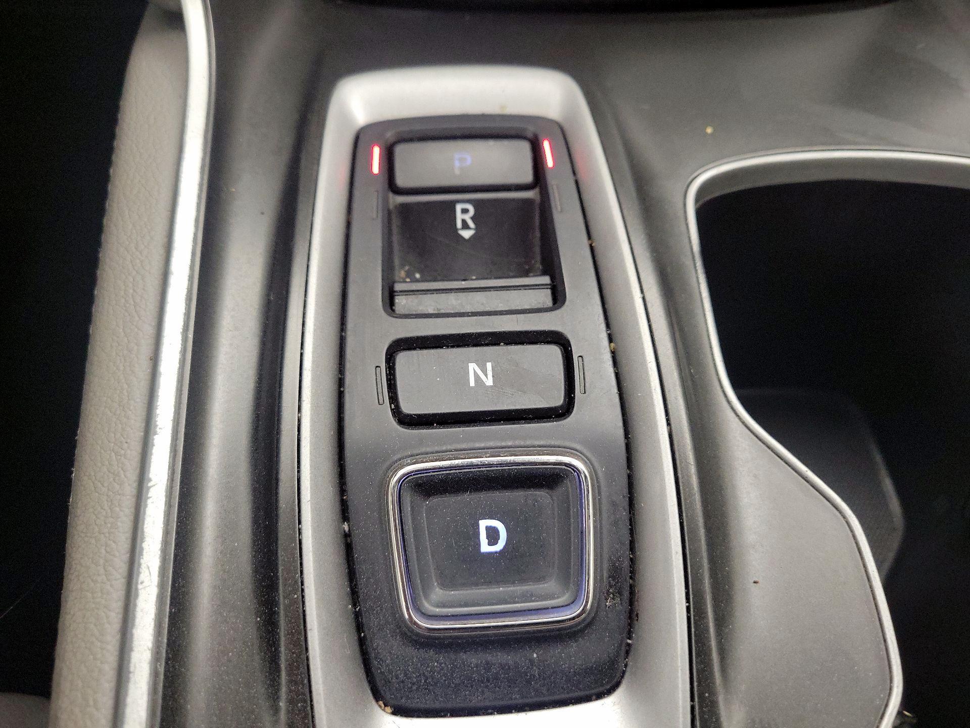 Thumbnail: 2018 Honda Accord - 17