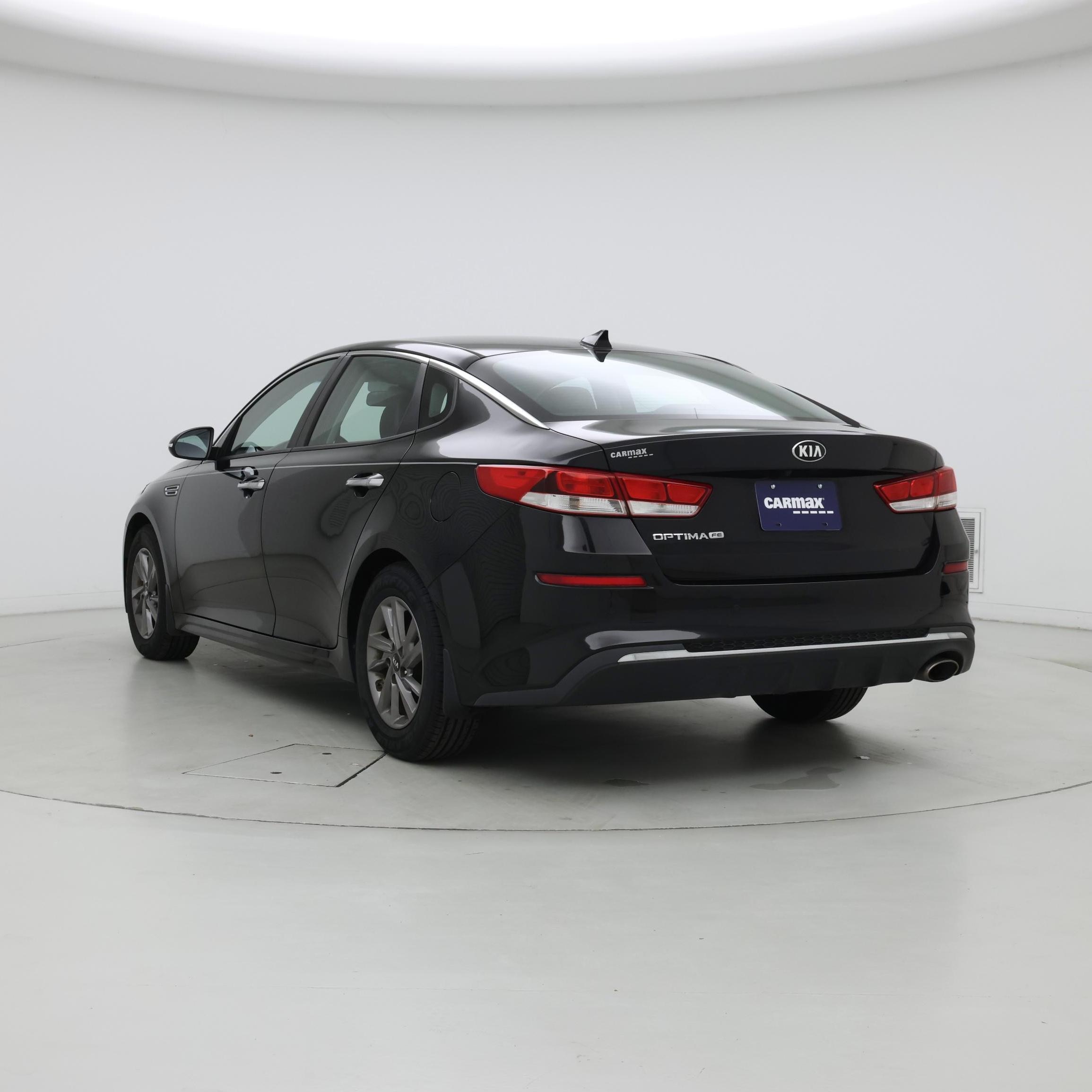 Thumbnail: 2020 Kia Optima - 2