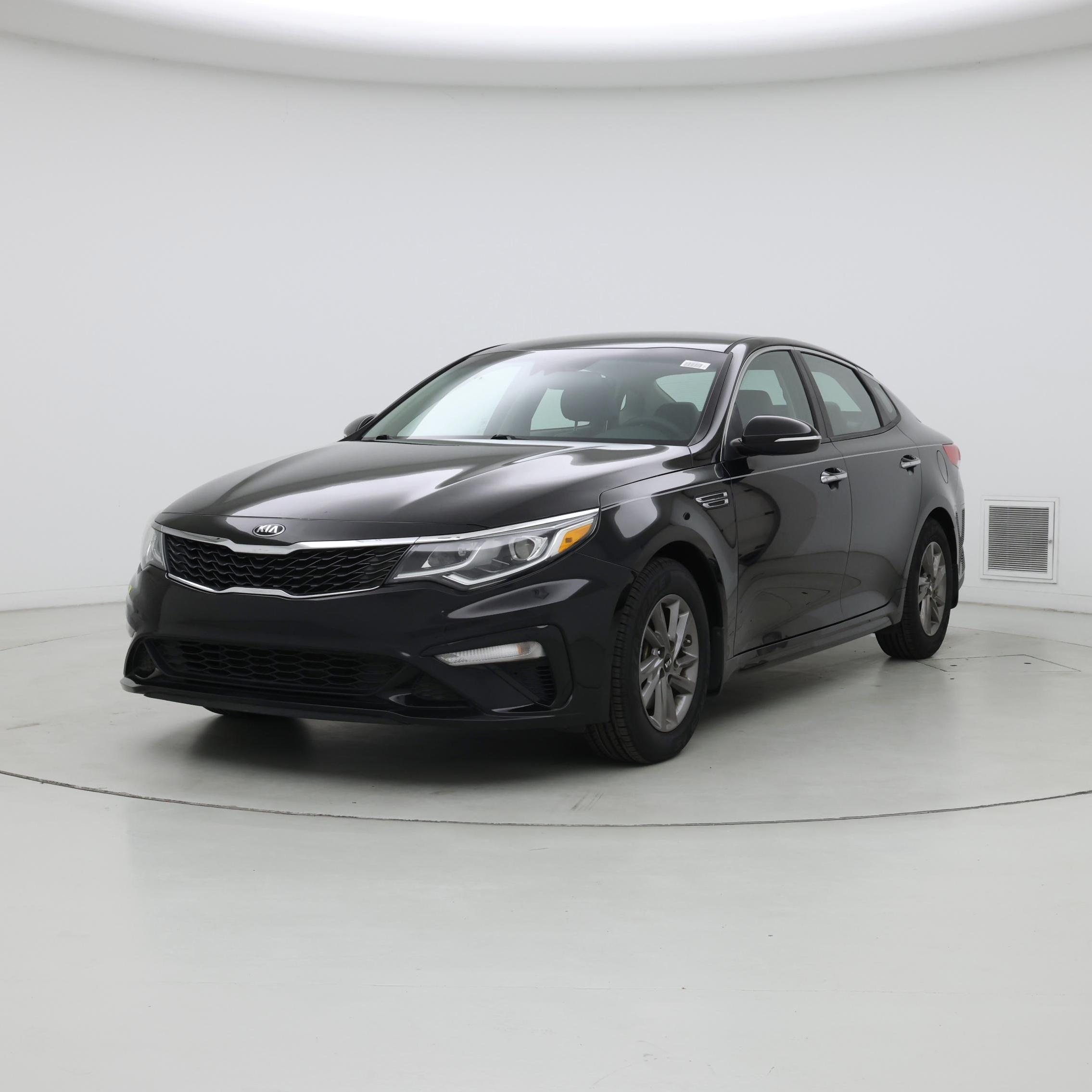 Thumbnail: 2020 Kia Optima - 4
