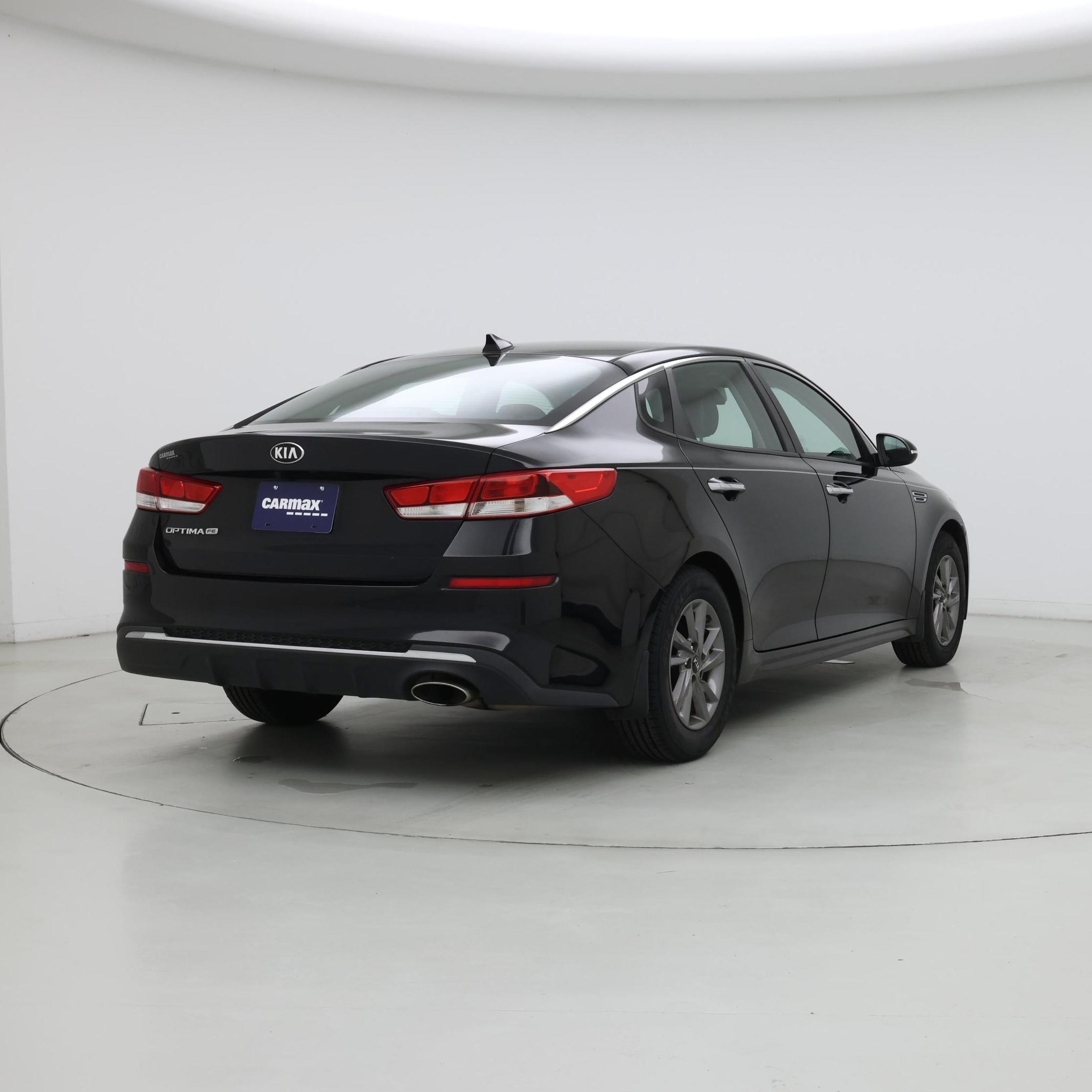 Thumbnail: 2020 Kia Optima - 8