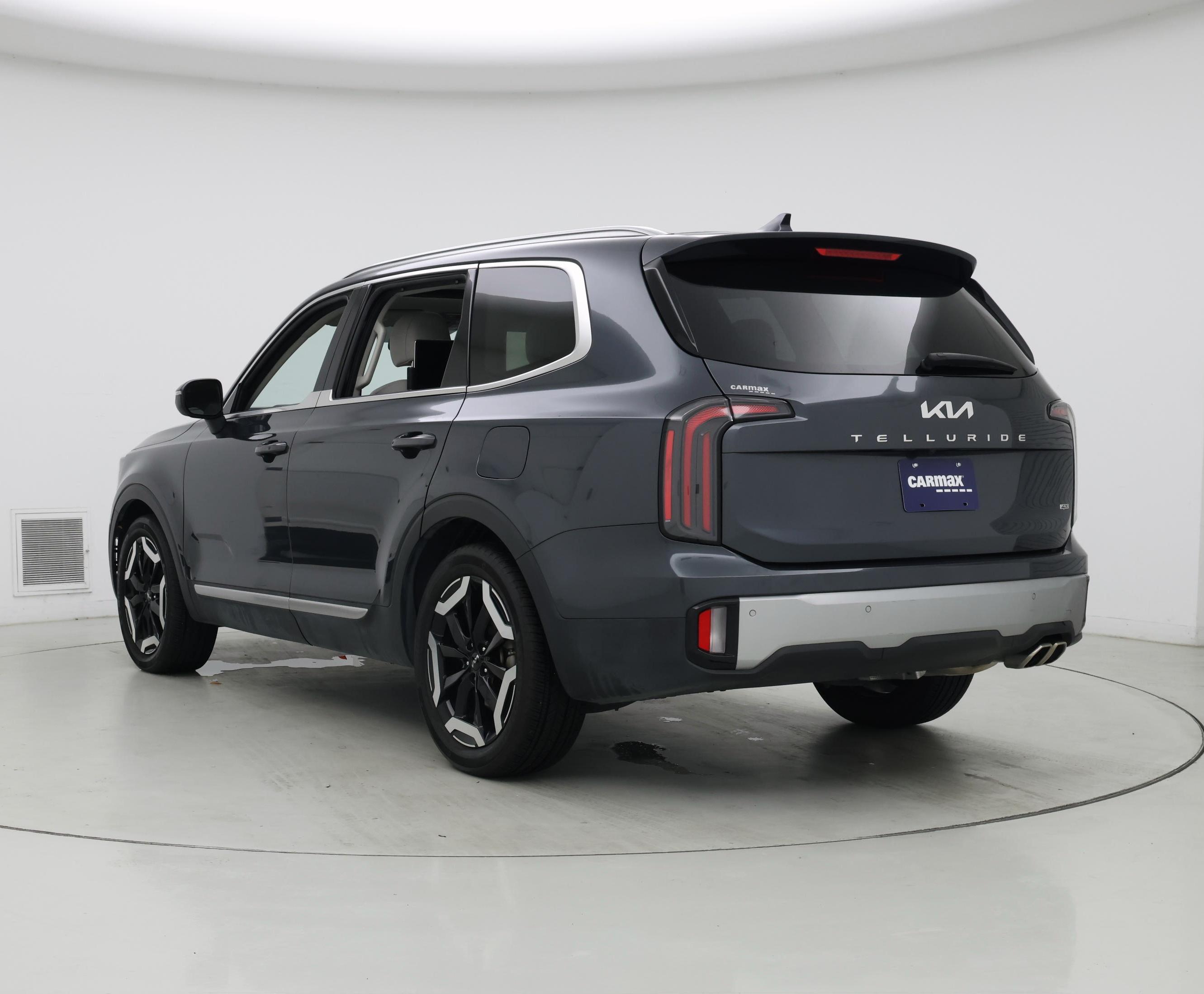 Thumbnail: 2023 Kia Telluride - 2