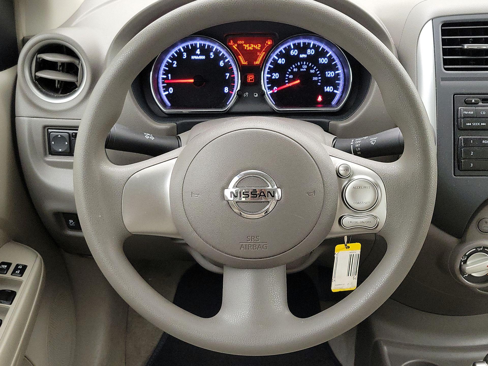 Thumbnail: 2014 Nissan Versa - 10