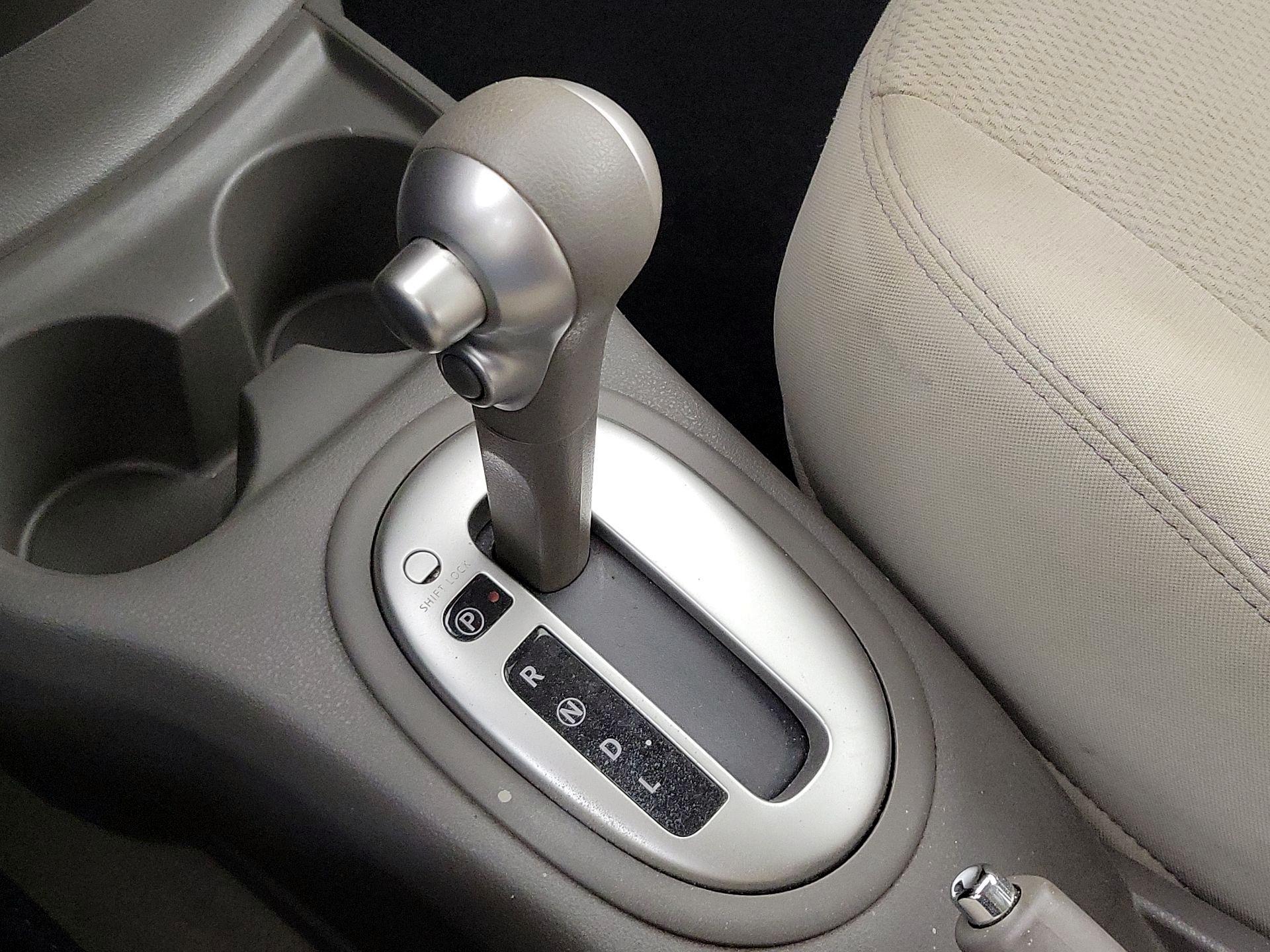 Thumbnail: 2014 Nissan Versa - 16