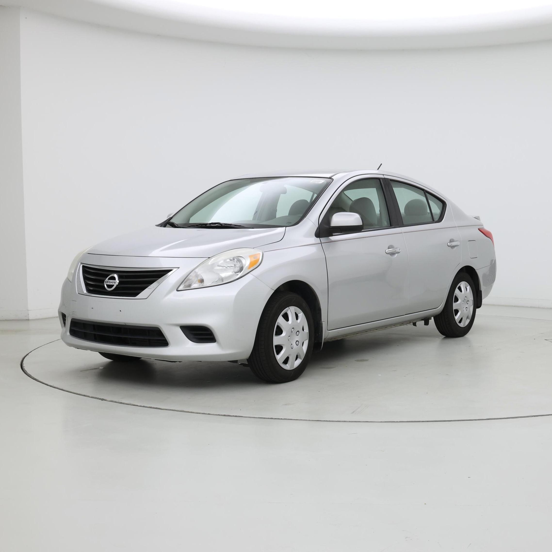 Thumbnail: 2014 Nissan Versa - 4