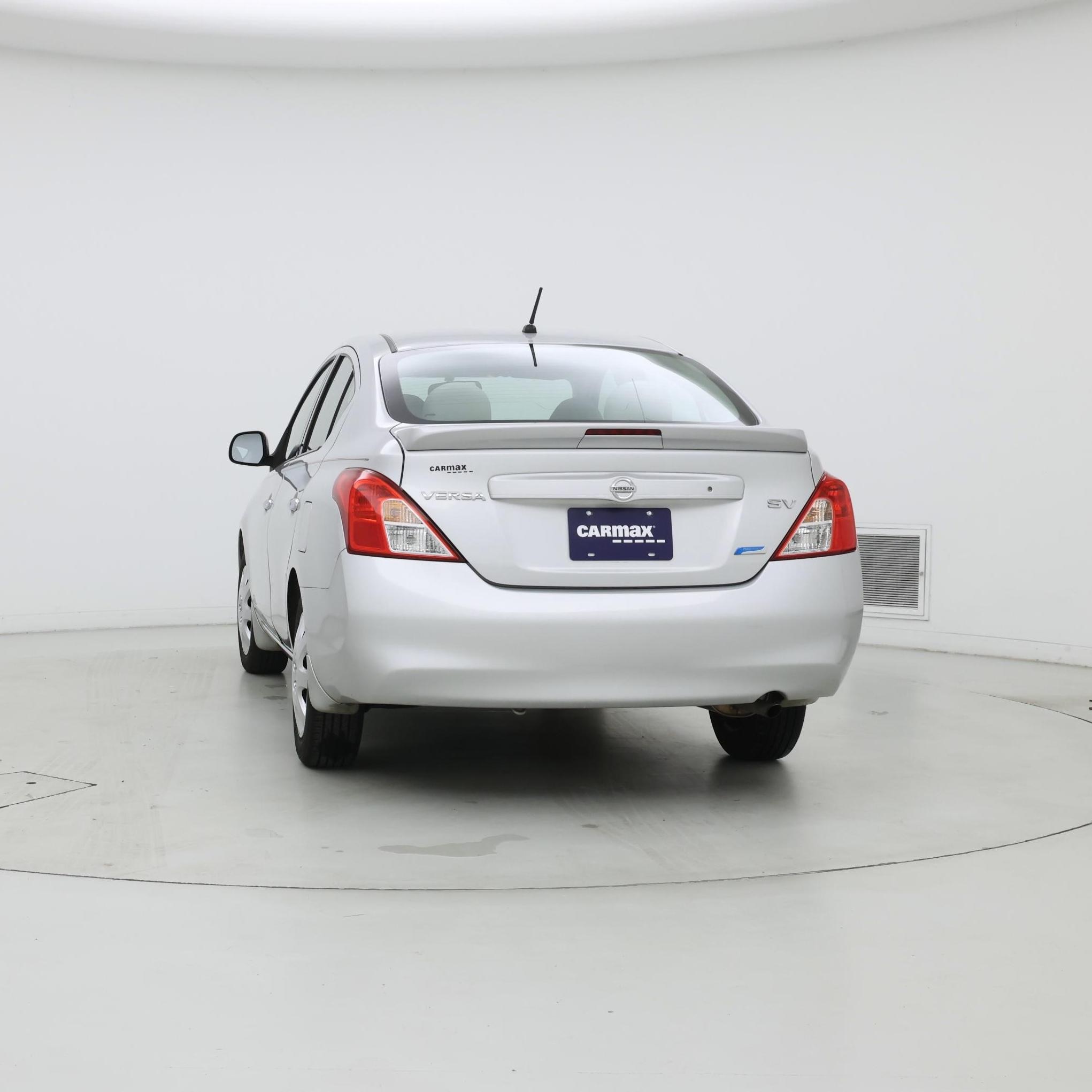 Thumbnail: 2014 Nissan Versa - 6