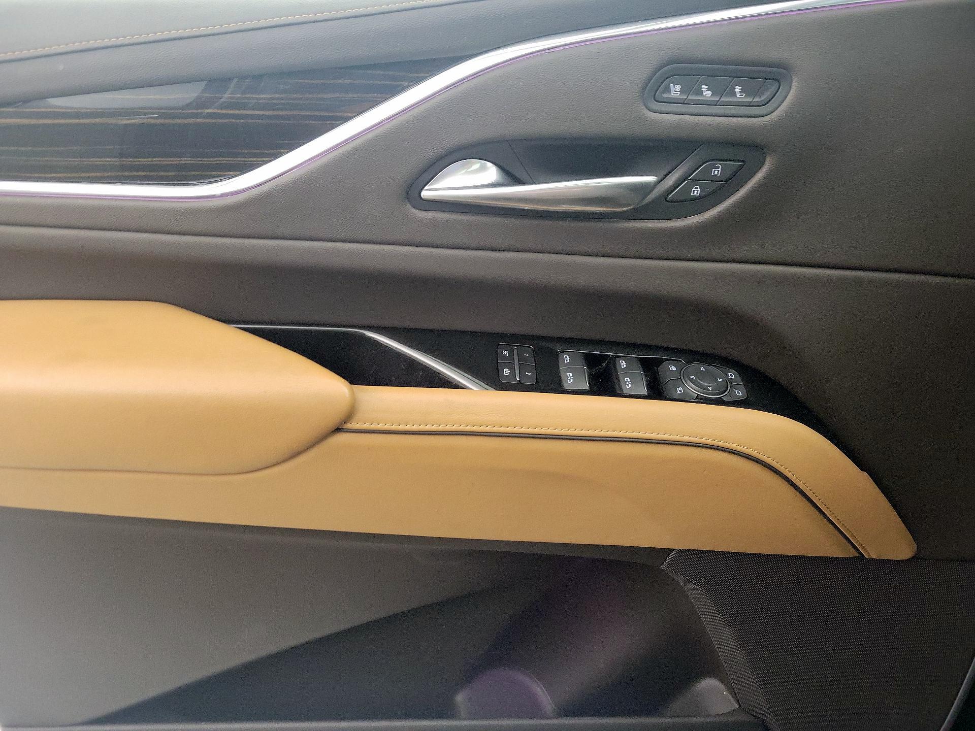 Thumbnail: 2021 Cadillac Escalade - 12