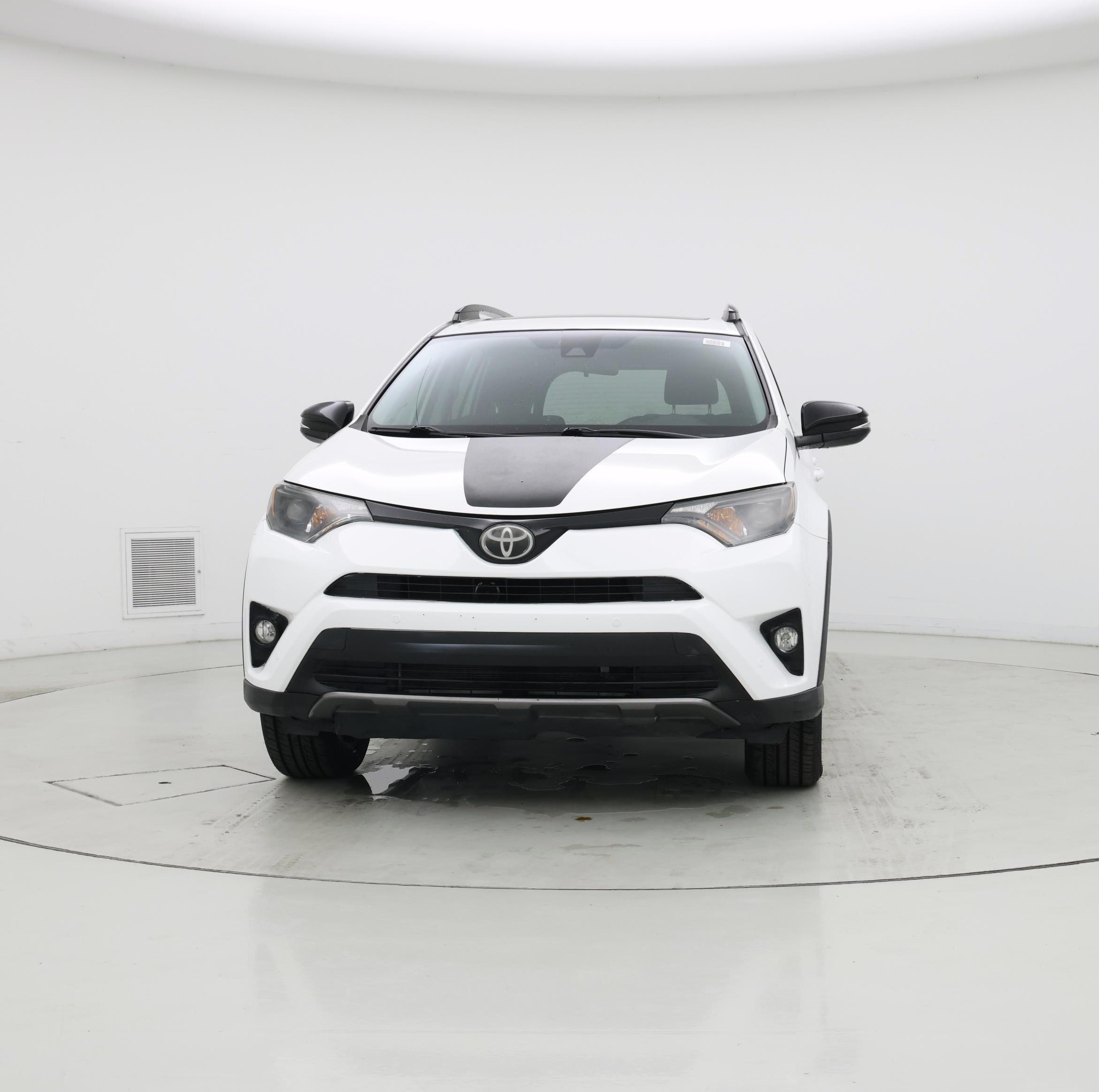 Thumbnail: 2018 Toyota RAV4 - 5