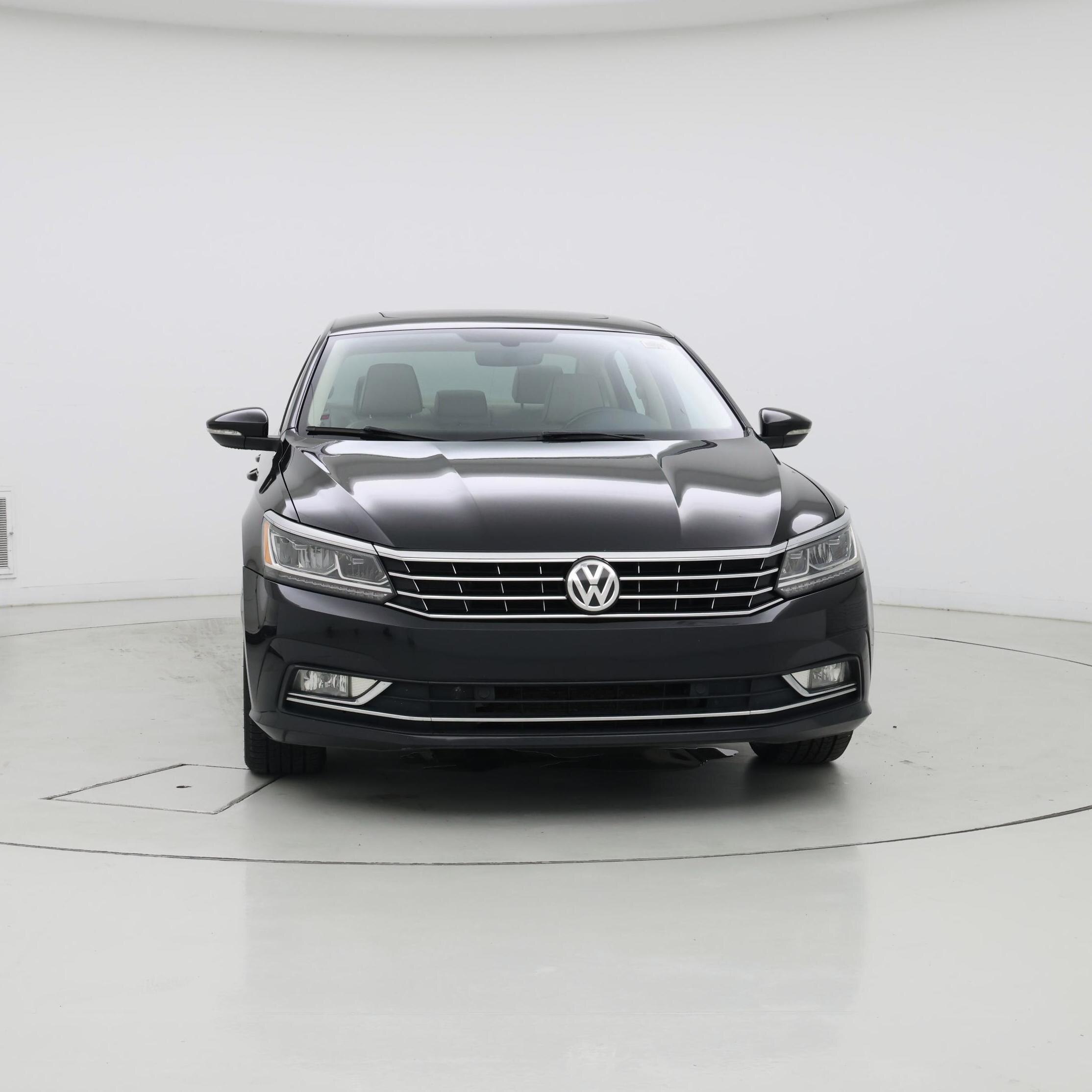 Thumbnail: 2017 Volkswagen Passat - 5