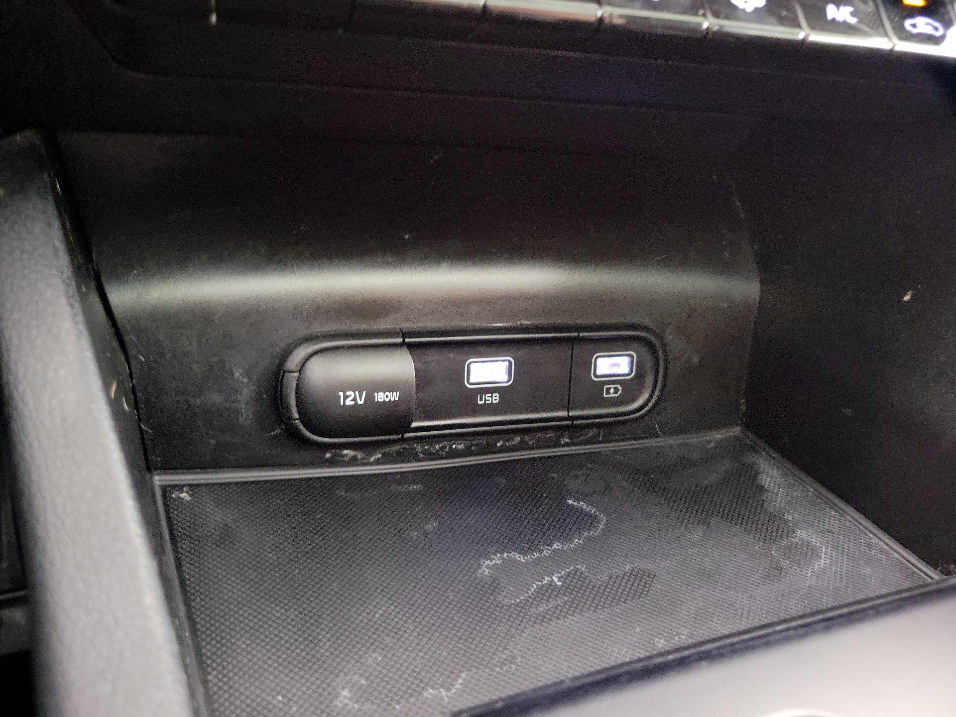 Thumbnail: 2022 Kia K5 - 19